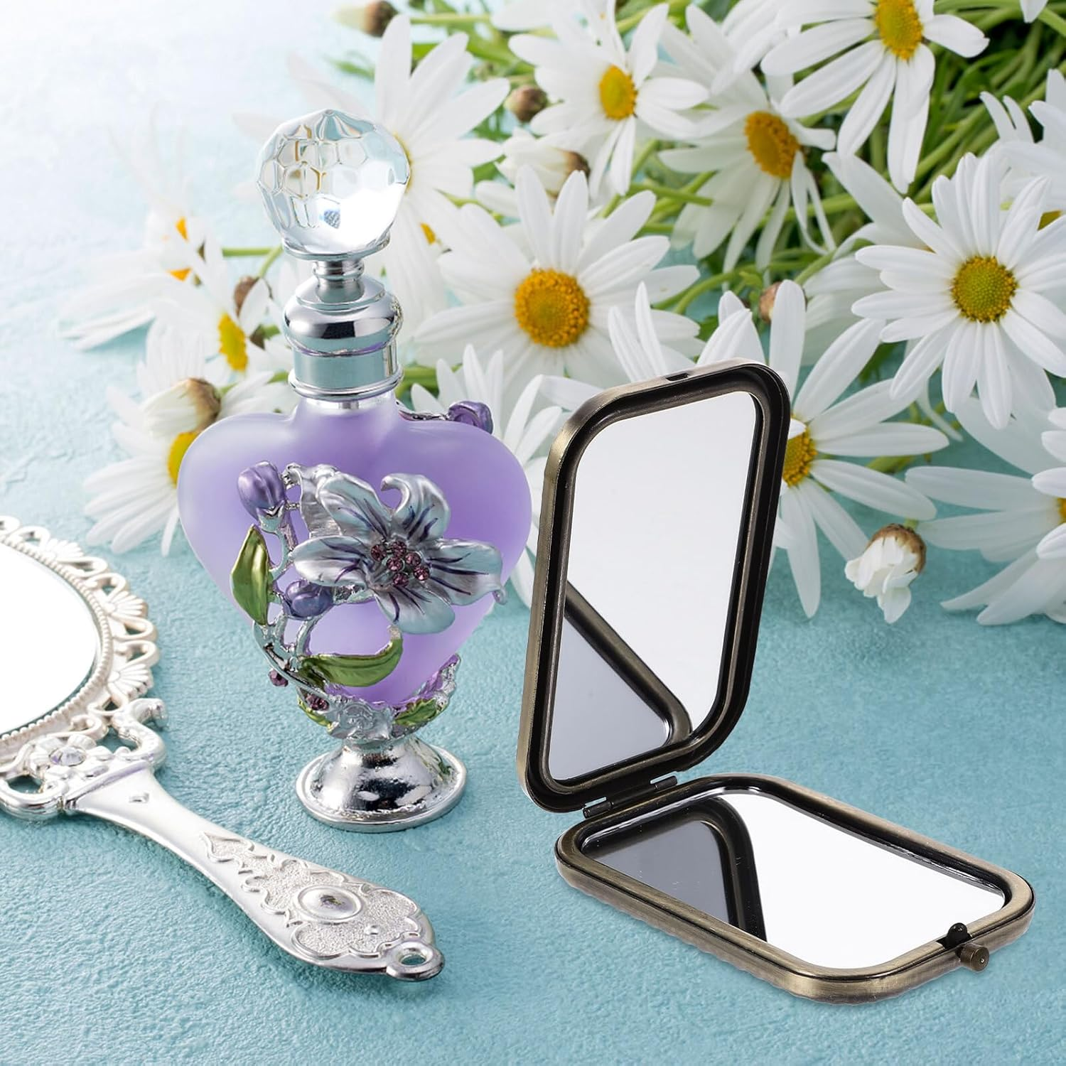 MUSISALY Vintage Double-Sided Foldable Makeup Mirror Metal Compact Cosmetic Mirror for Women Portable Vanity Suitable for Travel and Wedding image number 1