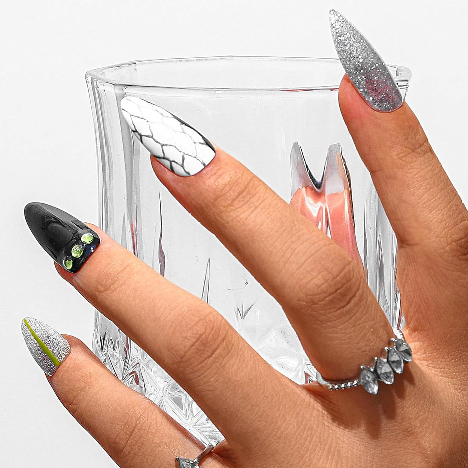 Sethexy Black Rhinestone Medium Almond Artificial Nail Sparkle Handmade False Nails Punk Natural Shiny Press on the Nail Durable Salon Quality for Women and Girls (2) image number 5