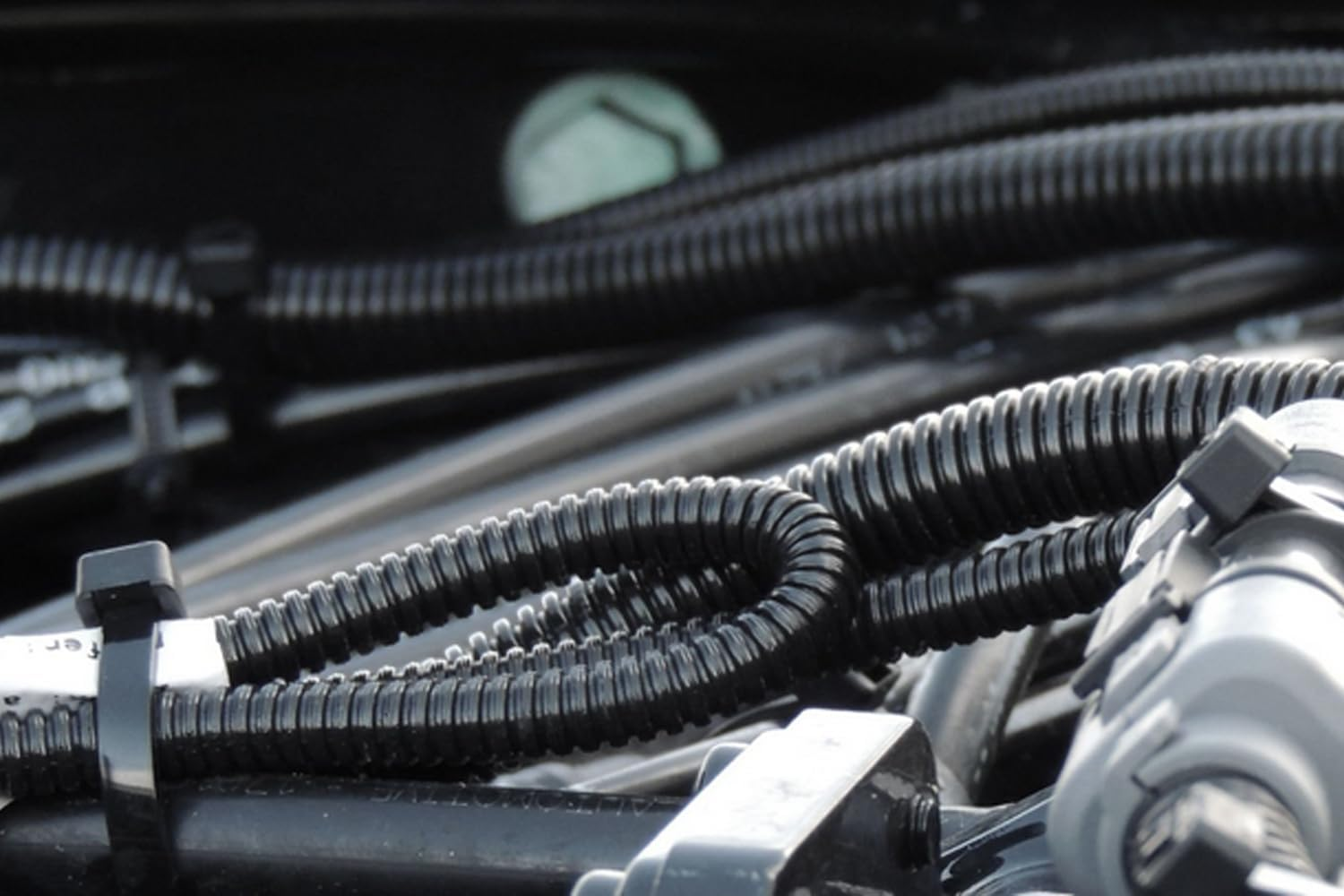 Silicone Vacuum Tubing Hose Line, 10 Ft 1/4" (6Mm) Inner Diameter Hose, Auto Replacement Vacuum Hose Line for Vehicle Radiator, Black image number 4