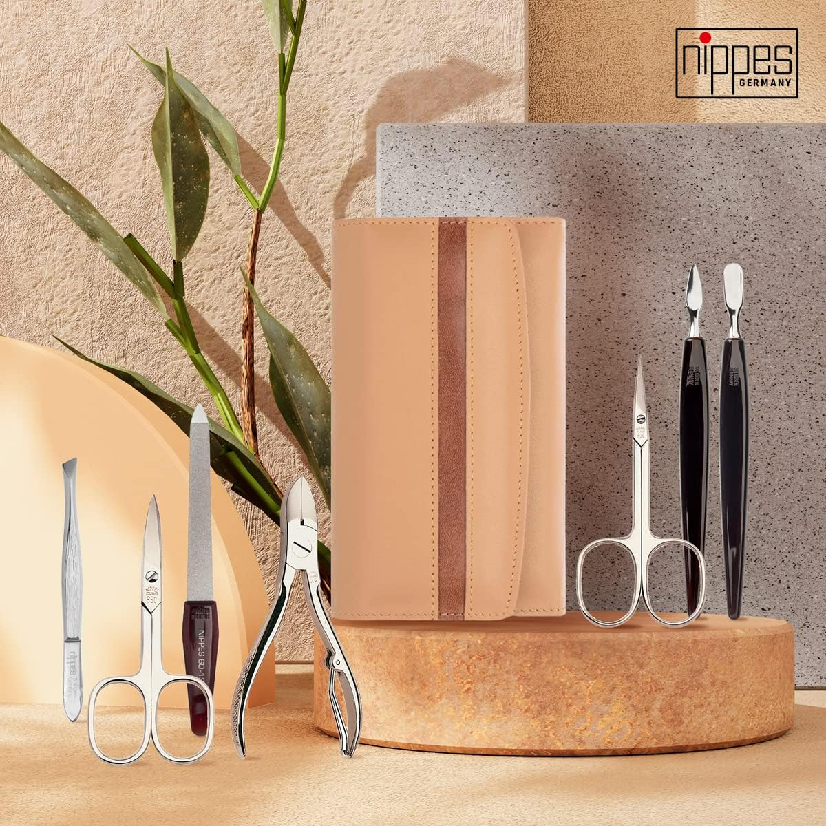 Nippes Solingen Premium Line Manicure Set Gap, 7 Pieces, Cowhide Leather Case with Press Closure, Contrast Stripes, Nail Care Set, Pedicure Manicure, Made in Germany image number 3