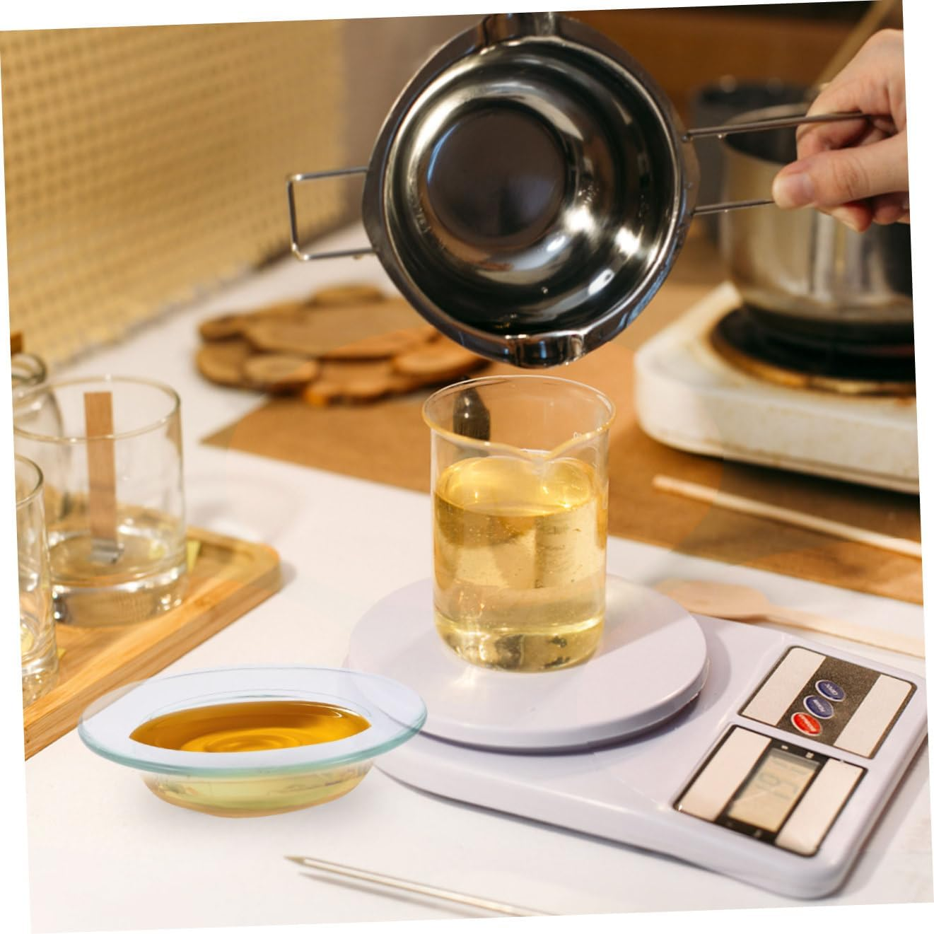 LIFKOME 3Pcs 4-Inch Glass Warmer Dish Essential Oil Heating Plate Wax Melt Burner Replacement Tray Smooth Reusable Surface Fits Aromatherapy Lamps Easy to Clean Home Decoration Bowl image number 5