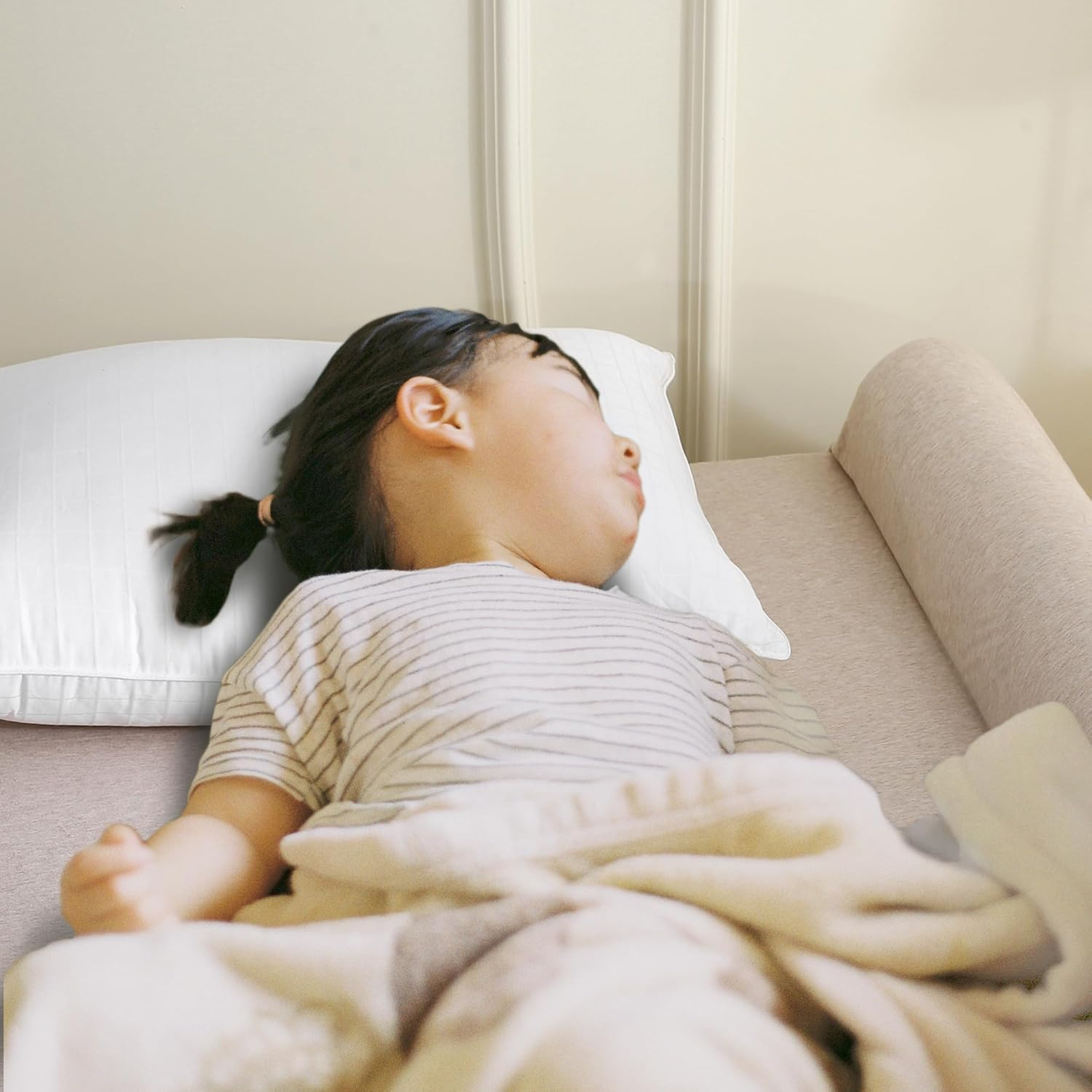 Fond + Found 2 Pack Mesh Fabric Bed Rail Bumpers Foam Safety Bed Rail for Kids Toddlers, Non-Slip Bed Bumper Breathable Washable Cover for Twin, Queen, King Beds