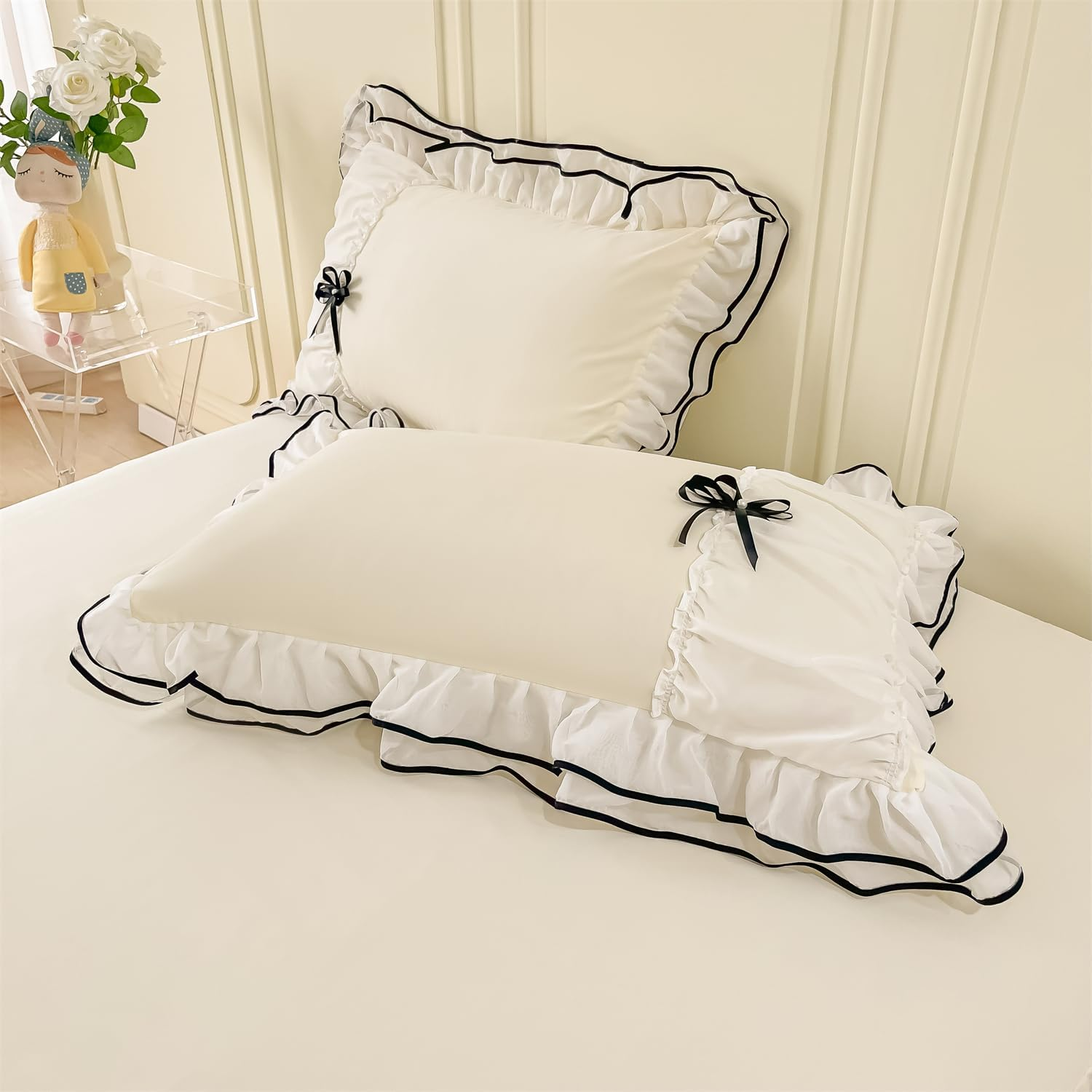 IHOUSTRIY Cream Duvet Cover Queen Size, Ruffle Beddding Set with Bowtie, 3 Pieces Comforter Cover Set with Zipper Closure, Girl Bedding with Pillowcase - Cream Yellow, Queen image number 4