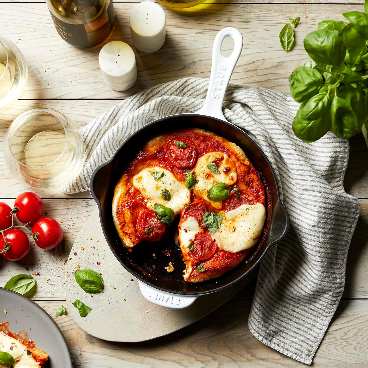 STAUB Fry Pans Cast Iron 8.5-Inch Traditional Deep Skillet-White - Cherry image number 7