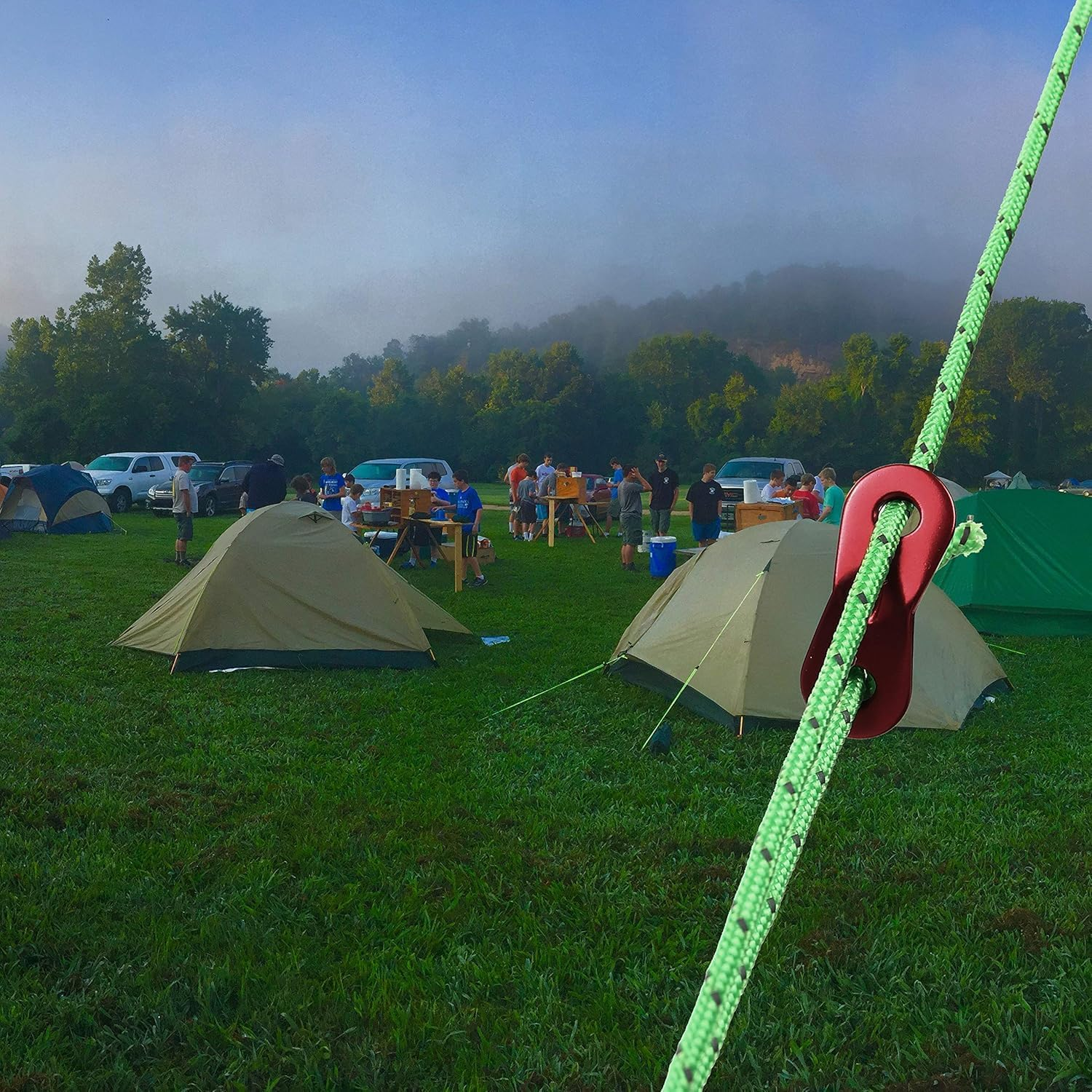 Camping Rope, 8Pcs Tent Guy Ropes Reflective Guy Rope Tent Rope with Aluminium Tensioner, Guide Ropes Tent Guyline Paracord Camping Rope for Tent, Tarp, Outdoor Packaging (4Mm X 4M,Green) image number 1