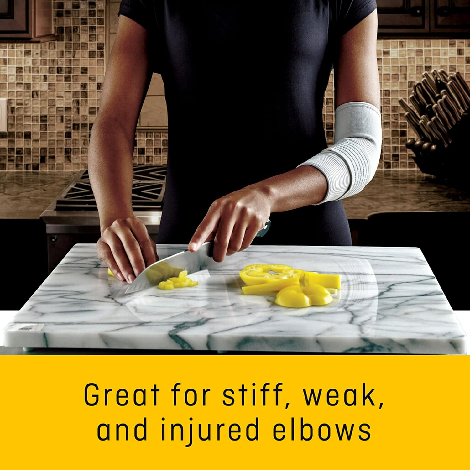 Futuro Elbow Support with Pressure Pads Medium 47862EN image number 3