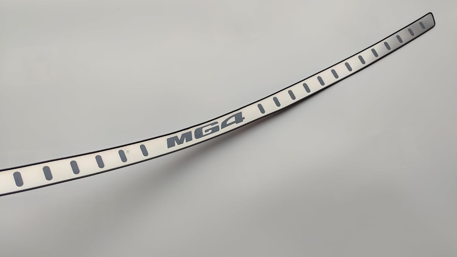 GZBFTDH Car Stainless Steel Rear Bumper Protector, for MG 4 MG4 2022 2023 2024 Accessories, Auto Parts Tailgate Back Trunk Door Sill Cover Scuff Plate Strip Guard Protection image number 1