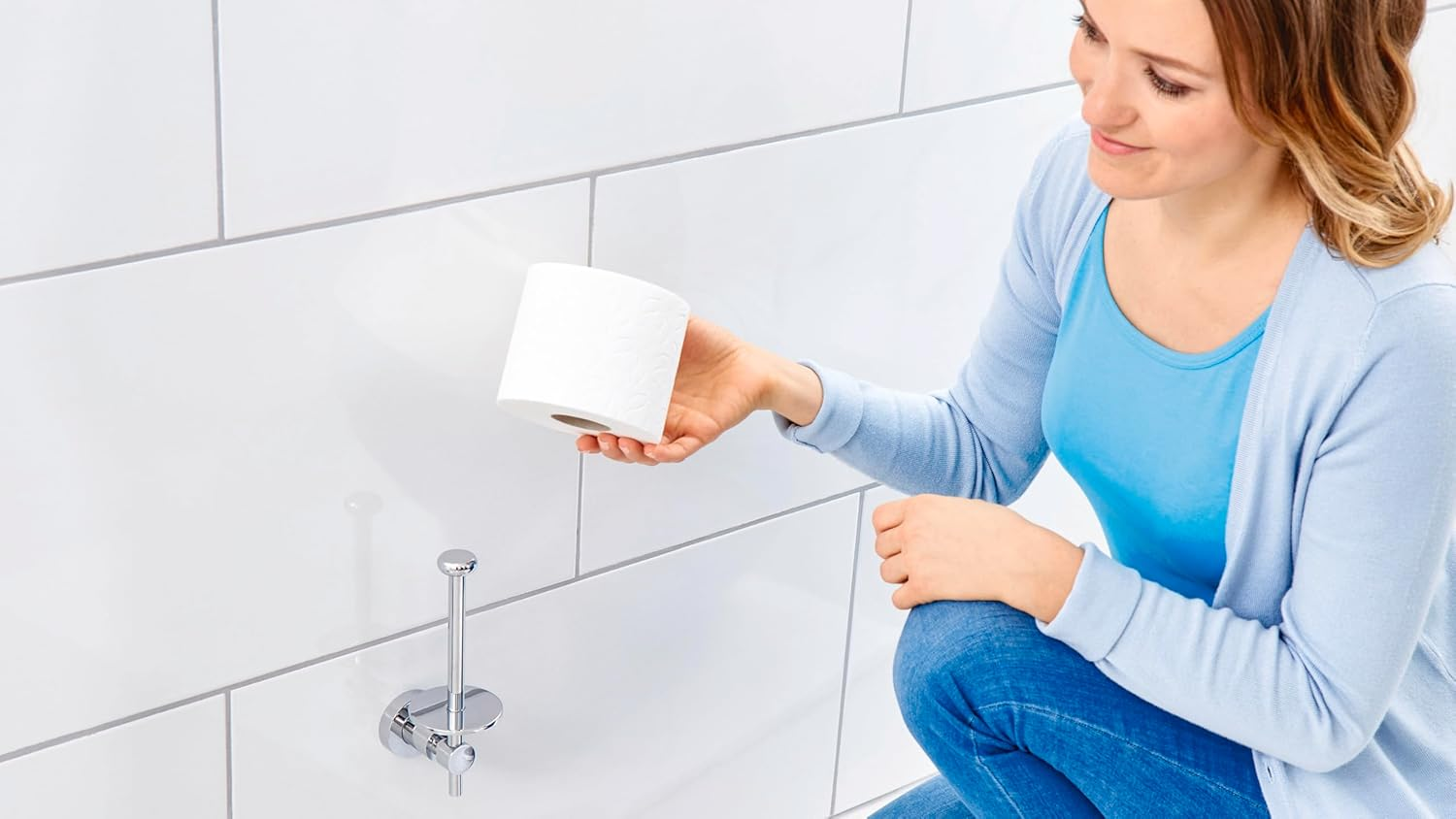 Tesa LOXX Spare Toilet Paper Holder - No Drill Wall Mounted Toilet Roll Holder Made of Chrome-Plated Metal, Stainless - Waterproof - Includes Removable Glue Solution image number 4