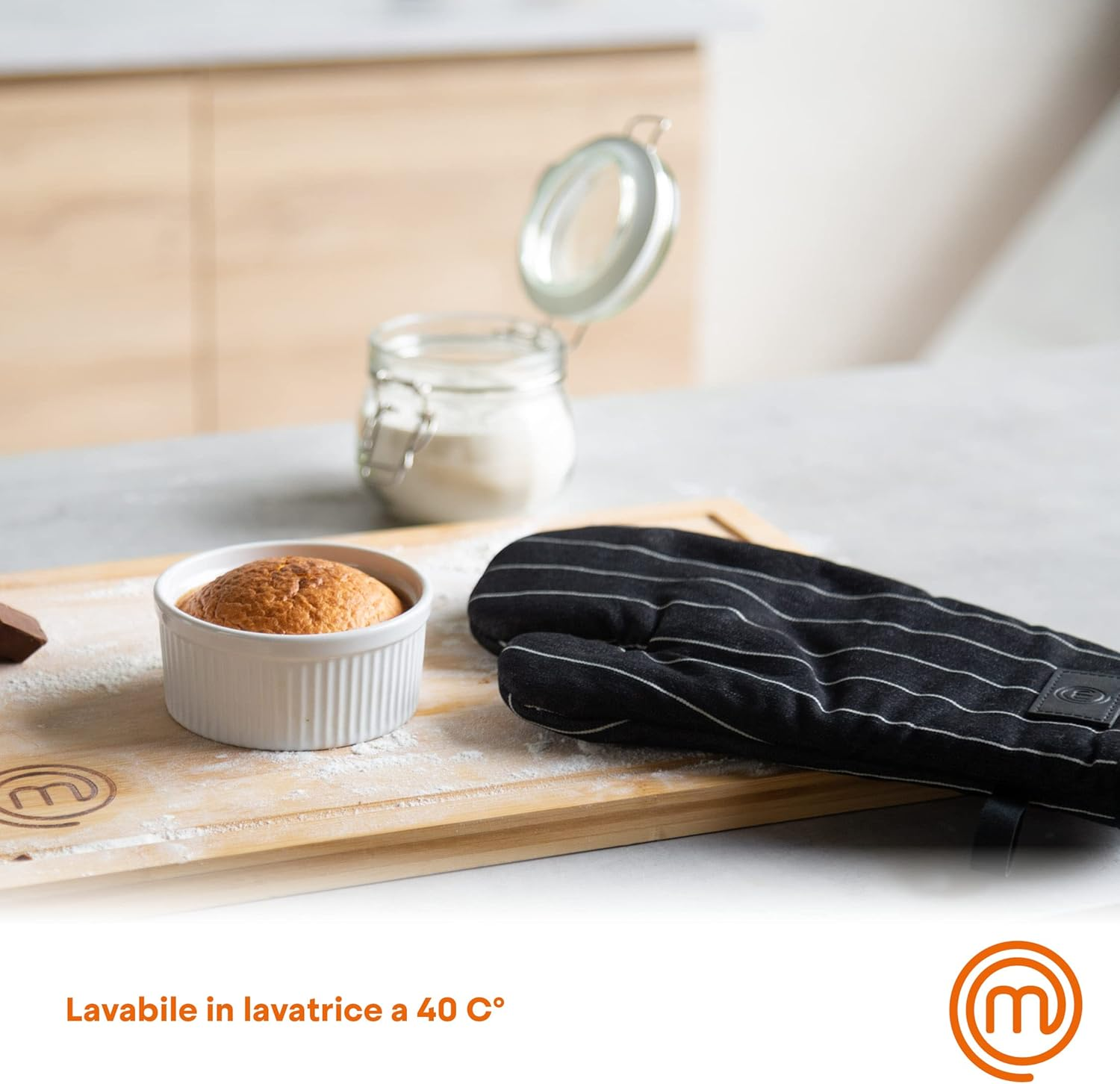 Masterchef Oven Mitts Heat Resistant, Pair of 2 Cooking Gloves, Cotton Oven Mittens, Kitchen Gloves with Vegan PU Leather Logo & Hanging Loop, Machine Washable, Black, One Size Fits All image number 4