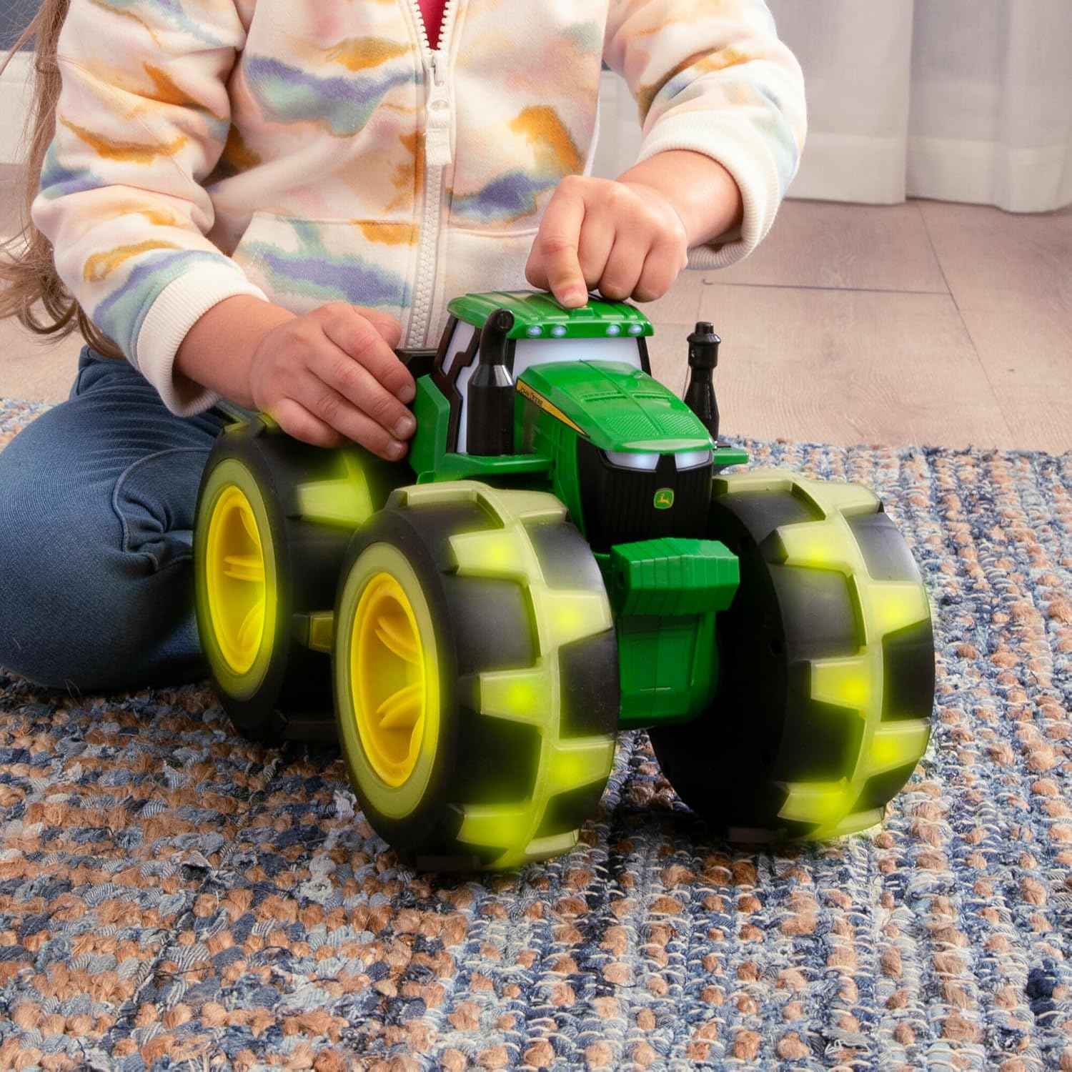Monster Treads Lightning Wheels 4WD Tractor W/Lights & Sounds image number 3