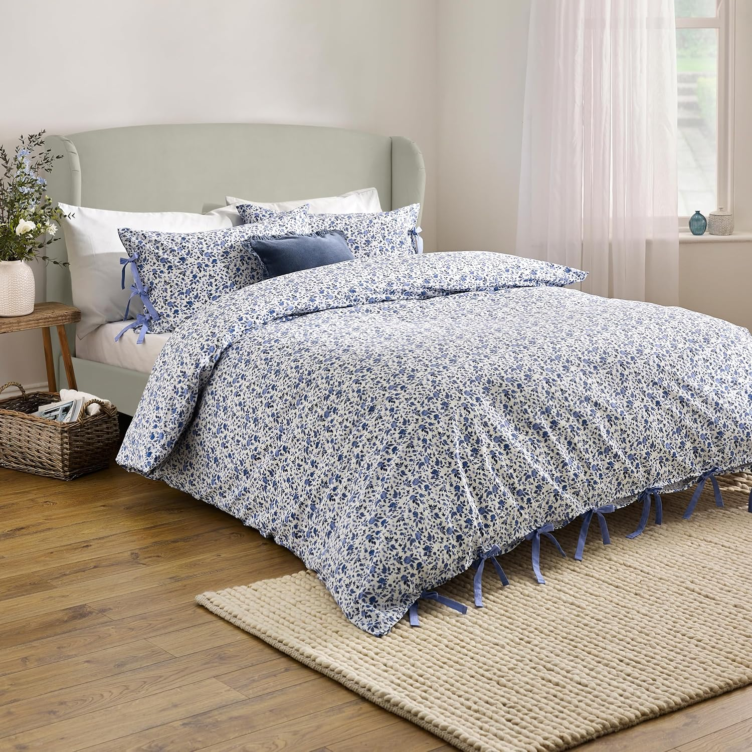 Wylder Nature Hannah Duvet Cover Set &ndash; 100% Tumbled Cotton Floral Bedding with Bow Closures (Pink - Double) image number 2