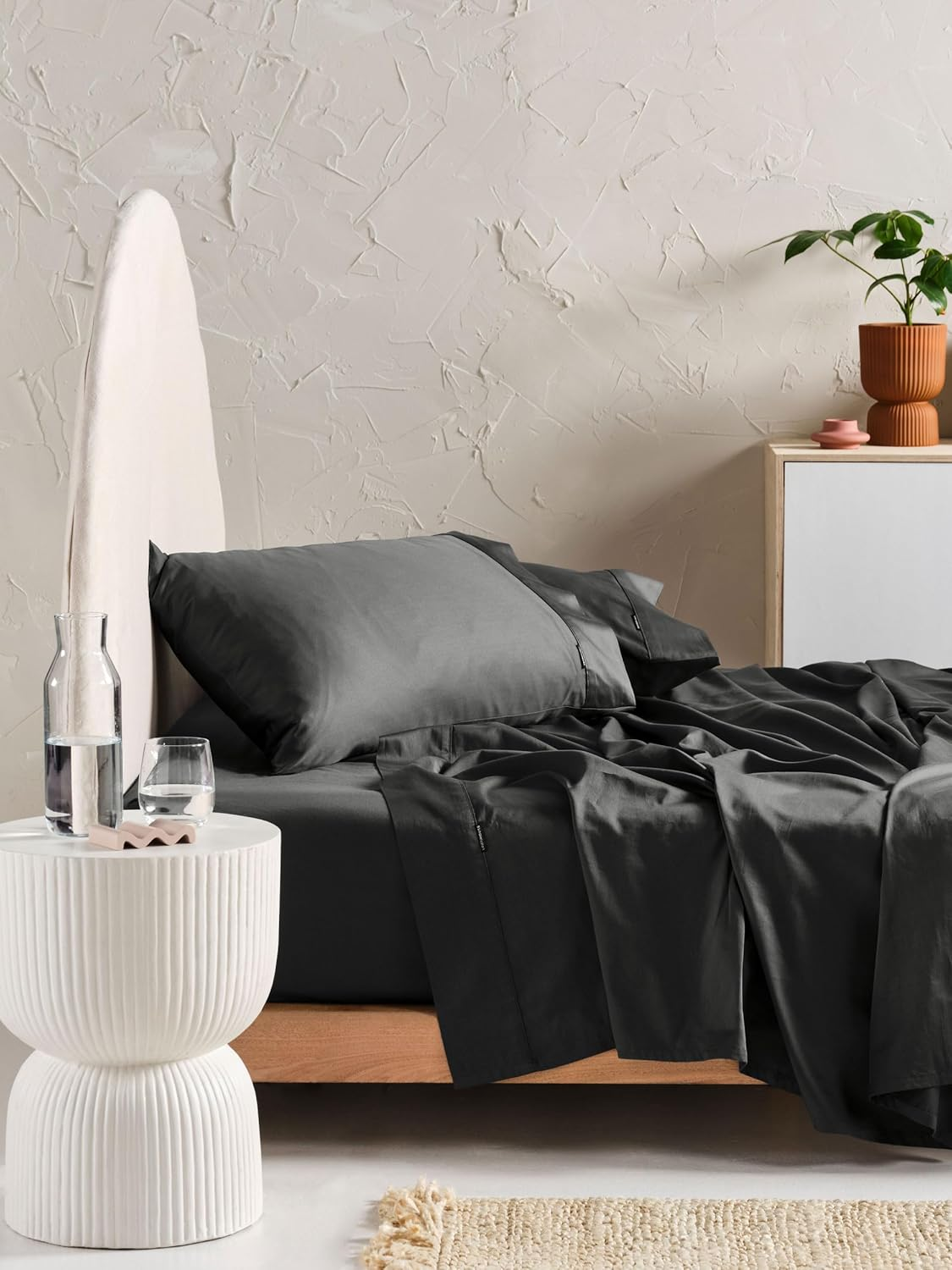 Linen House 500TC Cotton Sateen Sheet Set, King Single, Magnet image number 1