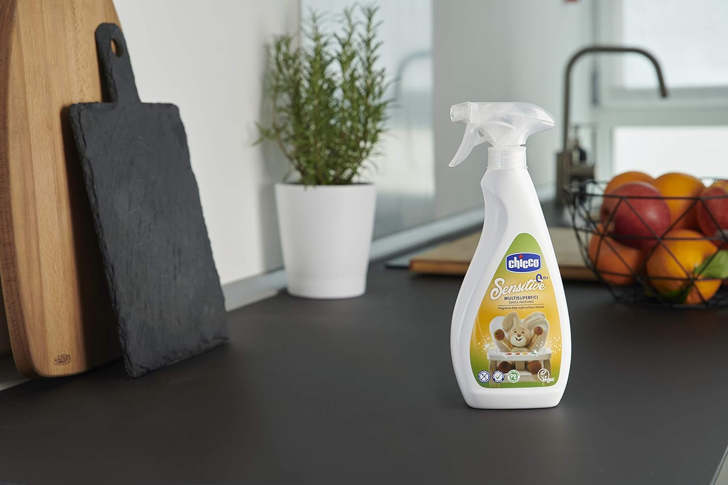 Chicco Sensitive Multisurface Spray image number 2