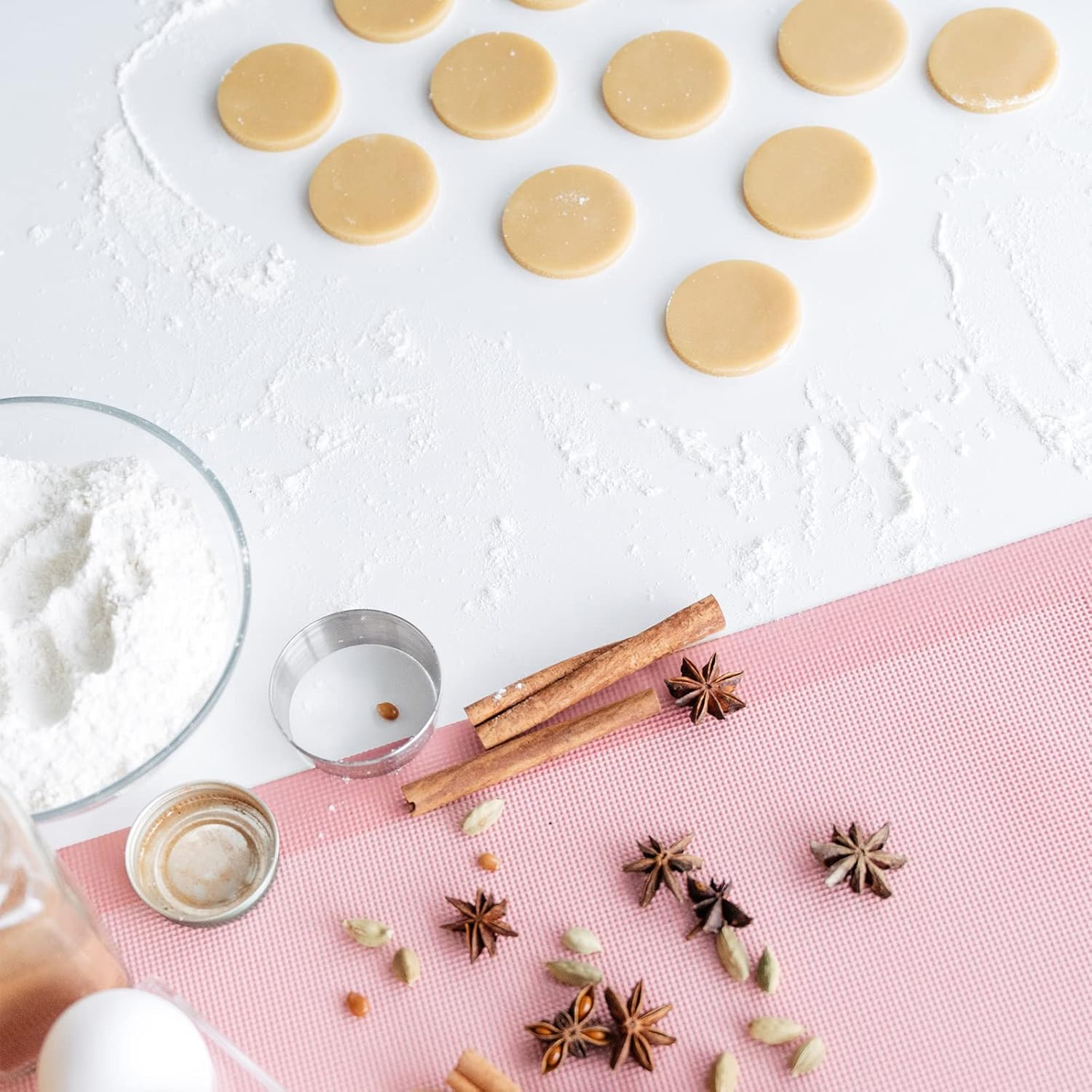 Perforated Baking Mats, 2 PCS Pink Eclair Silicone Mat for Half Sheet, Non-Stick Reusable Oven Liners for Making Bread/Pizza/Pastry/Cookie 11 5/8" X 16 1/2", Sakura Pink image number 5