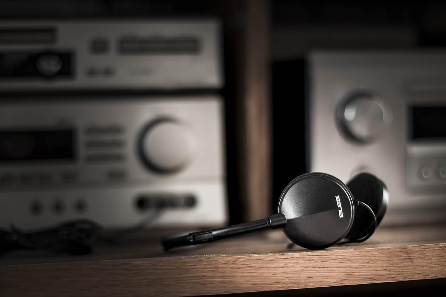 Elbe AU-889-TV &ndash; Headphones &ndash; Black image number 2