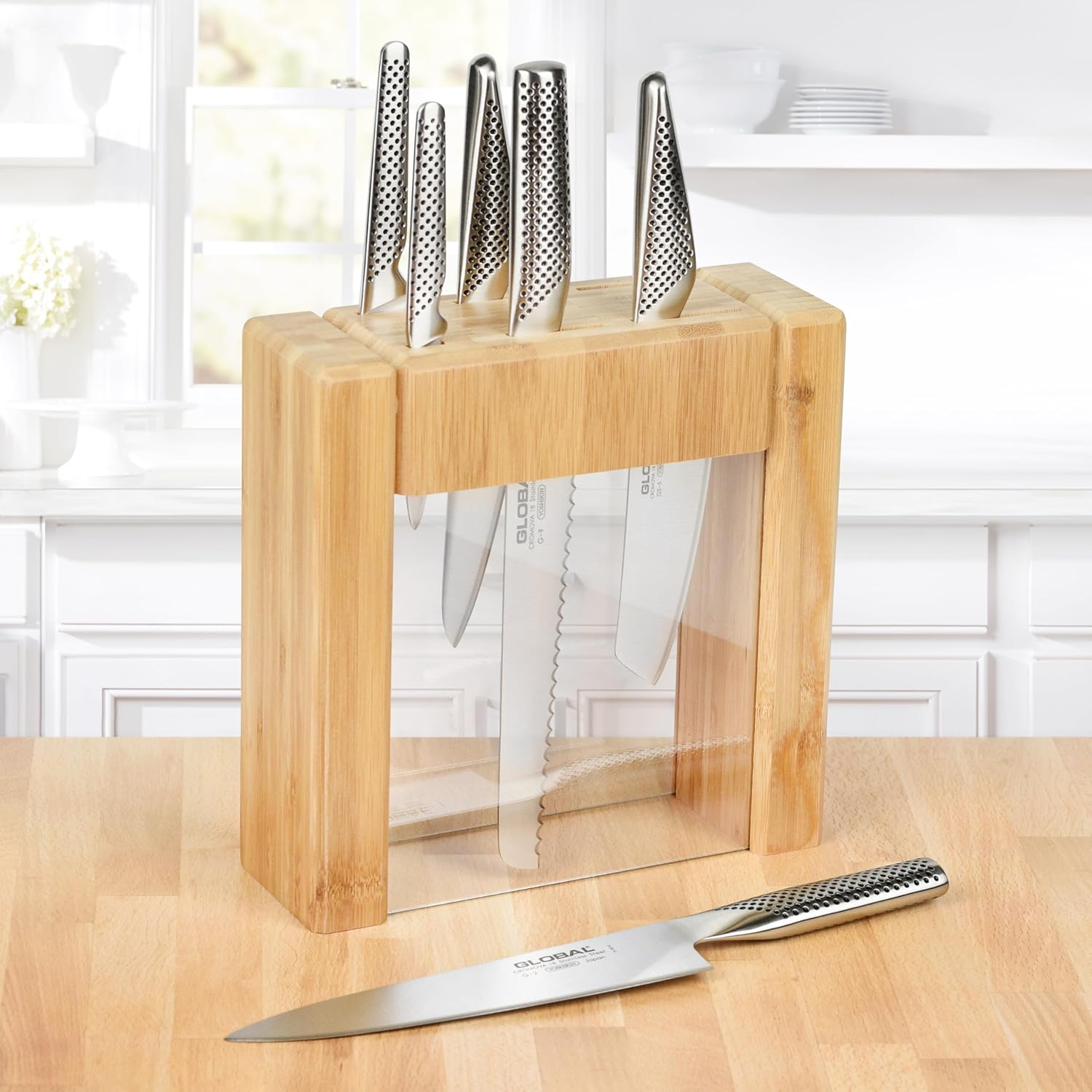 Global Ikasu 7-Piece Japanese Knife Block Set, Made in Japan, Bamboo Storage Block image number 4