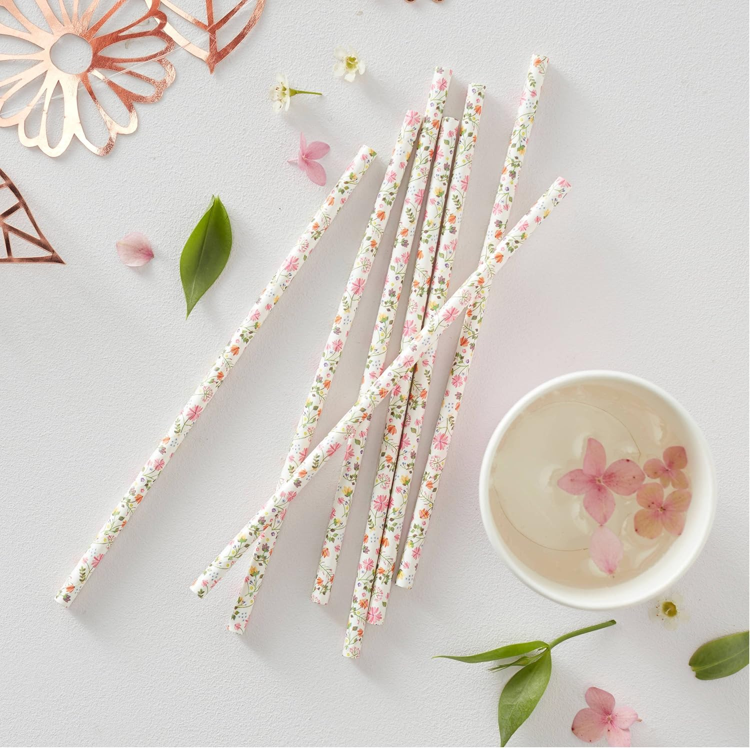 Ginger Ray Ditsy Floral Decorative Party Paper Straws (Pack of 25) image number 2