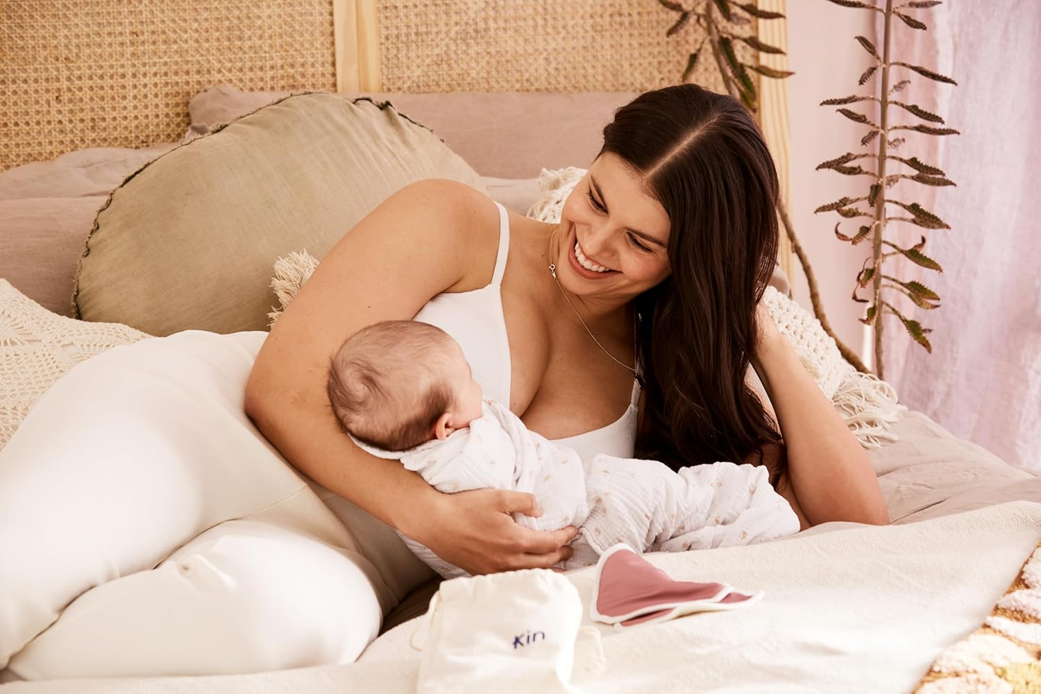 Kin the Breast Pads 3 Pack | Reusable Nursing Pads | Leak Proof, Full Coverage & Invisible under Bra | Soft Bamboo Material | Prevents Nipple Chafing | Eco-Friendly & Machine-Washable