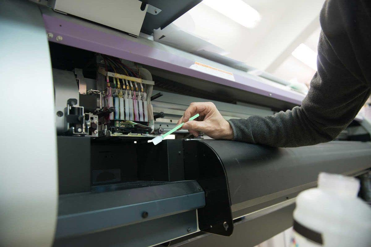 200 PCS Professional Foam Cleaning Swab Sticks for Lab, Dust-Free Cleaning Sponge Swabs for Printer Heads, Scanners, Camera Lenses, Chip Hard Disk Industries, Optical Lenses and Optical Equipment image number 2