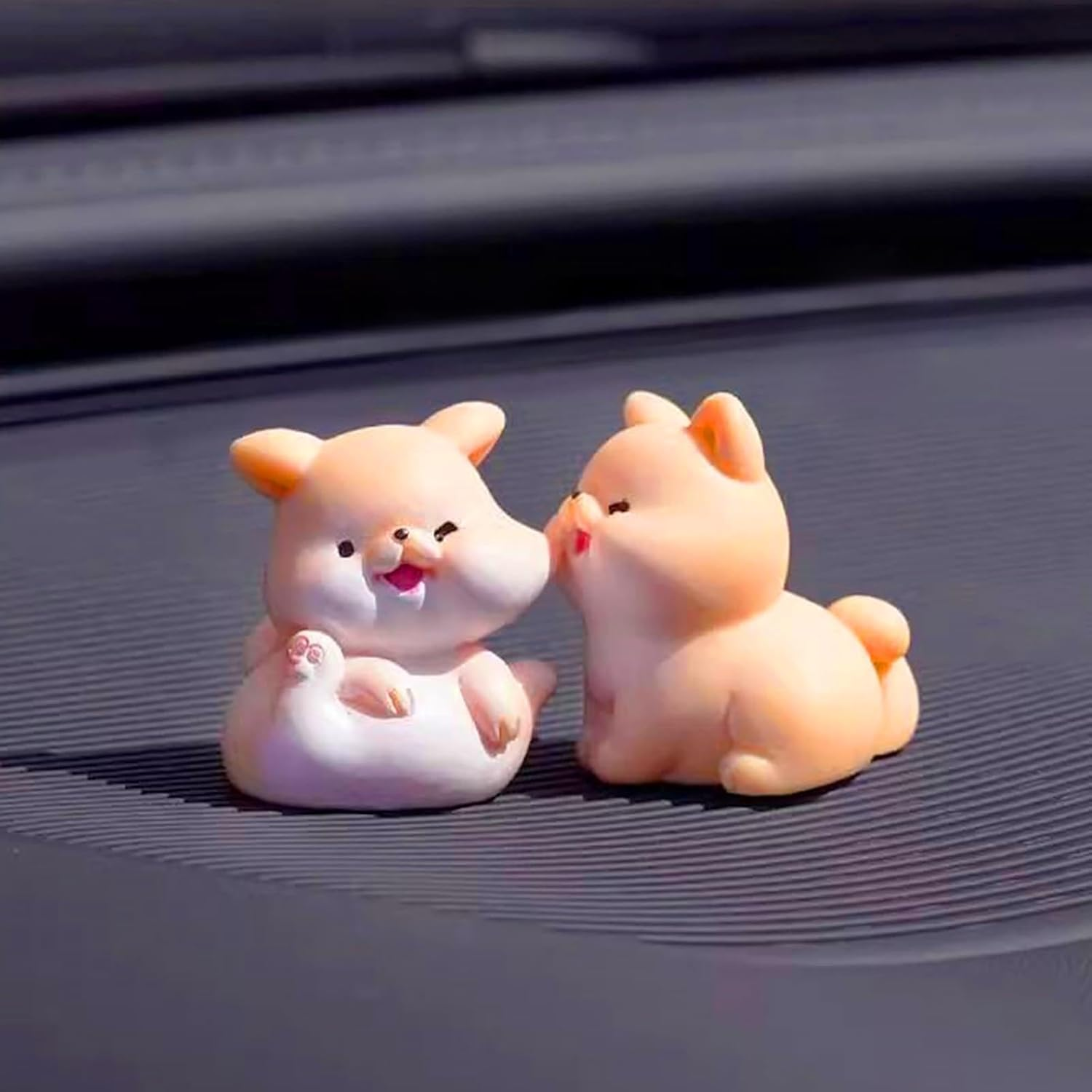 Cute Kiss Face Animal Car Dashboard Decorations, Love Funny Micro Landscape Car Interior Accessories, Kawaii Auto Rearview Mirror Ornaments for Cute Girl Vehicle Interior Desktop Gifts 2Pcs(Frog)