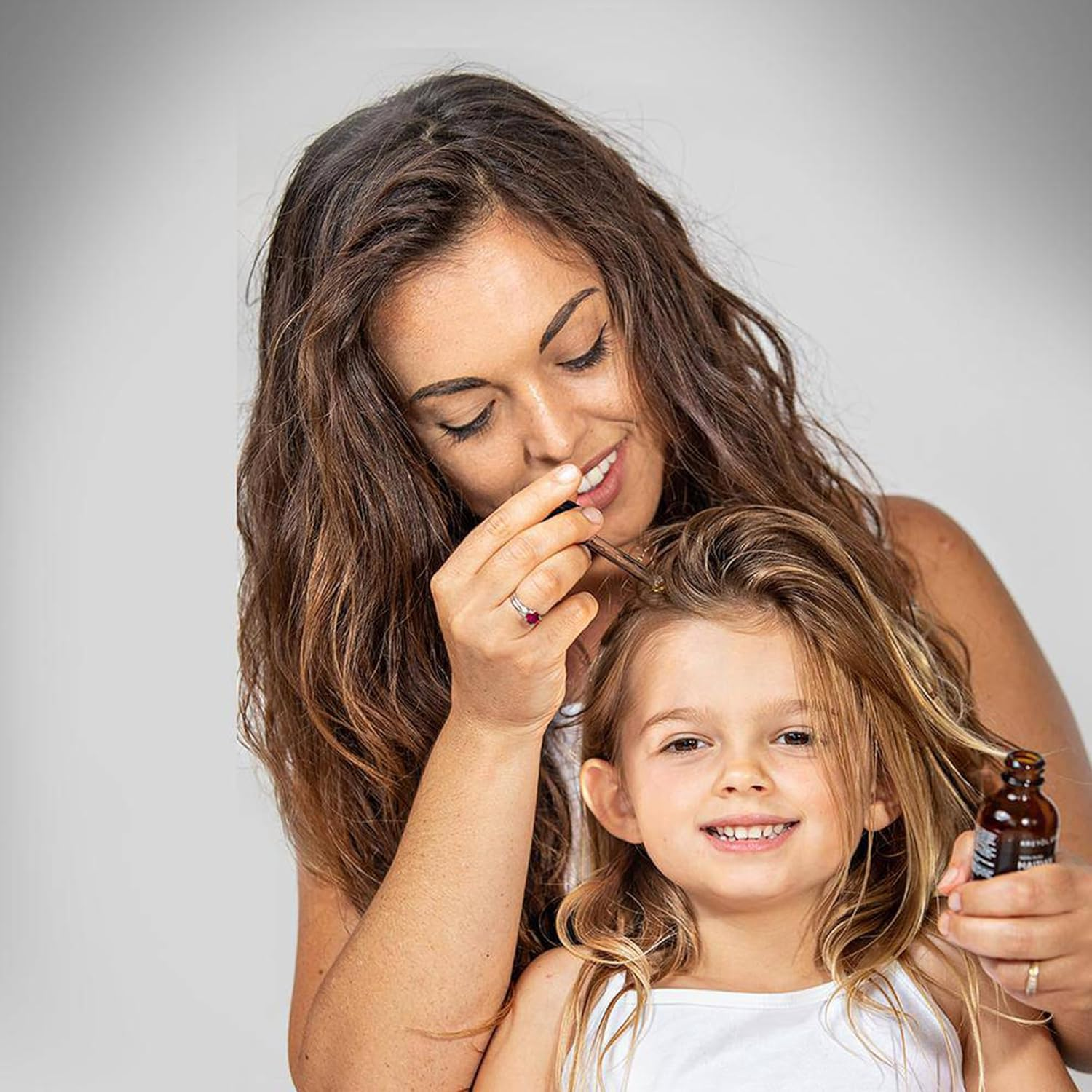 Kreyol Essence - Haitian Black Castor Oil for Skin and Hair, Glass Bottle - Fuller-Looking Hair, Hexane Free, Natural Humectant image number 4