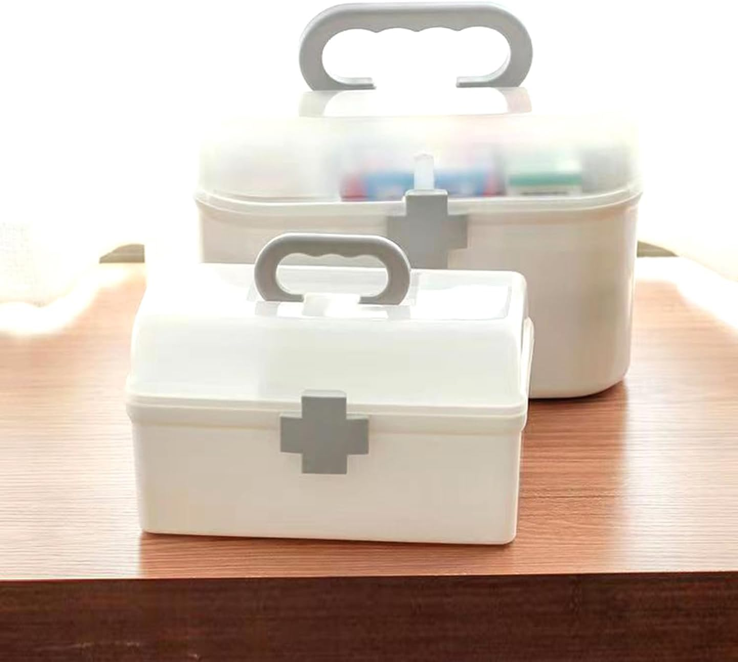 2 Layers Plastic First Aid Box with Portable Handle,Emergency Medicine Kit Case Organizer for Family,Empty Medicine Box for Home Large Capacity Medicine Storage Bins with Lid（15 * 18 * 26Cm）