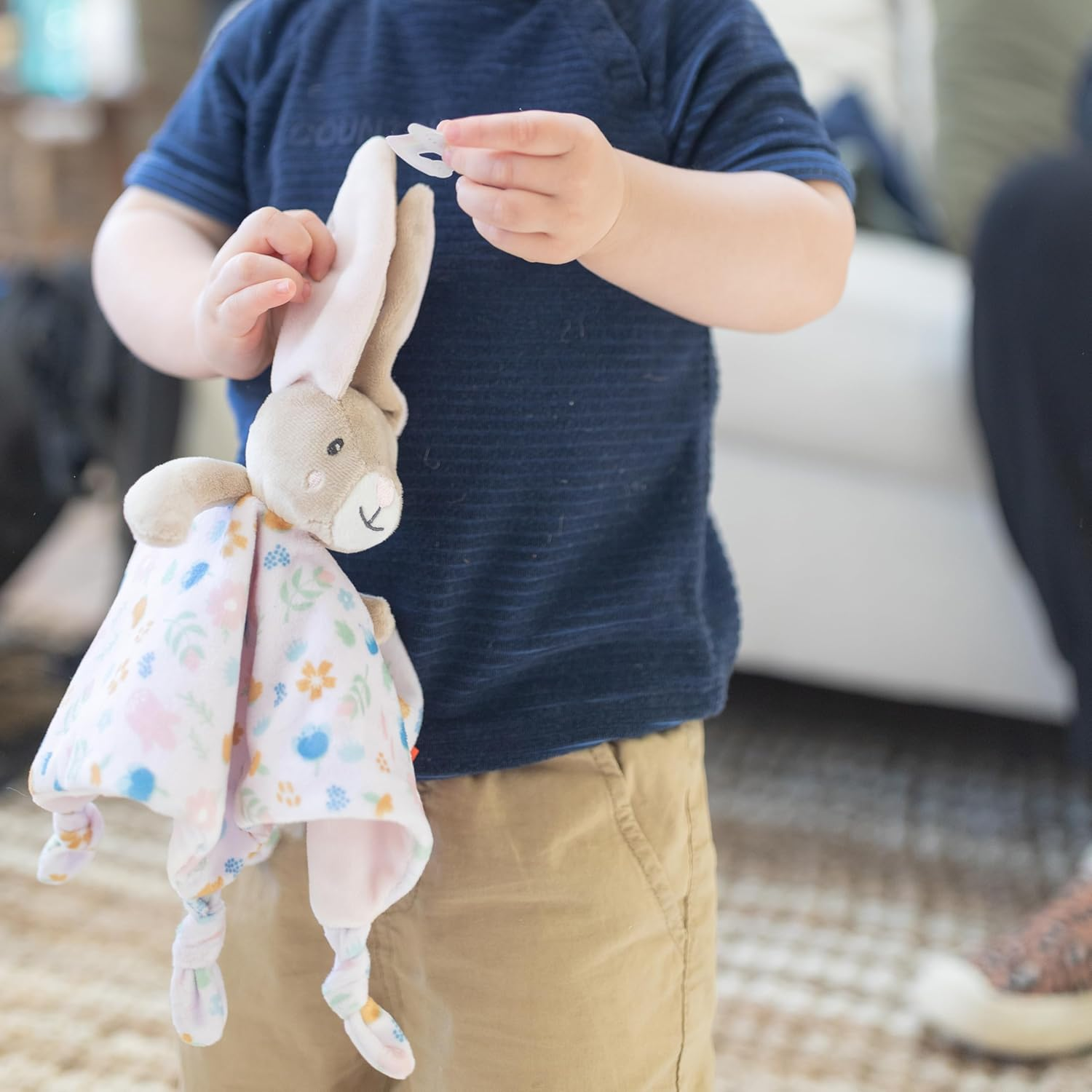 Weegoamigo Lovie Comforter - Frankie the Bunny image number 1