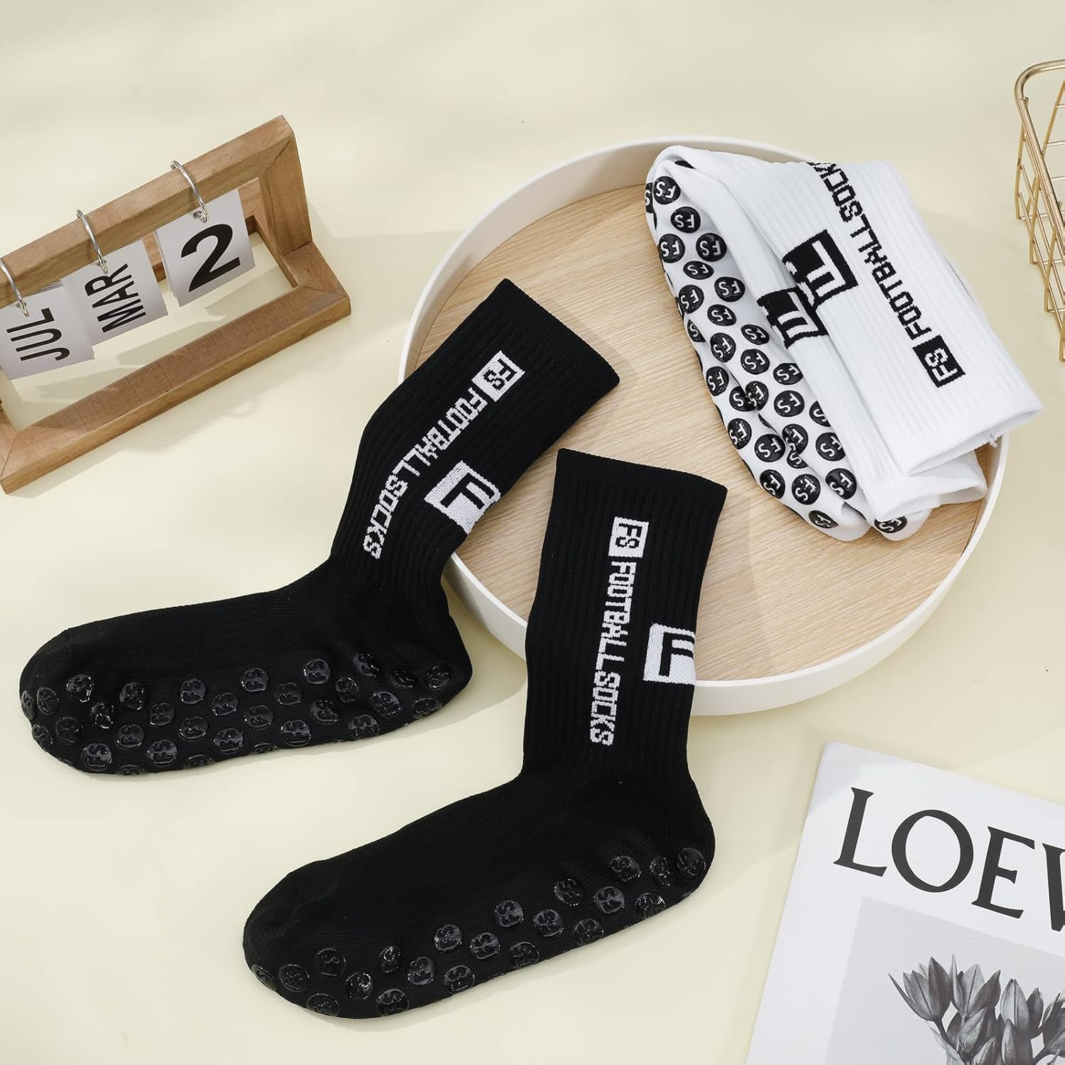 GGSTDDUP 6 Pairs Grip Soccer Socks for Men anti Slip Athletic Socks Non-Slip Sports Football Basketball Socks with Grip Pads