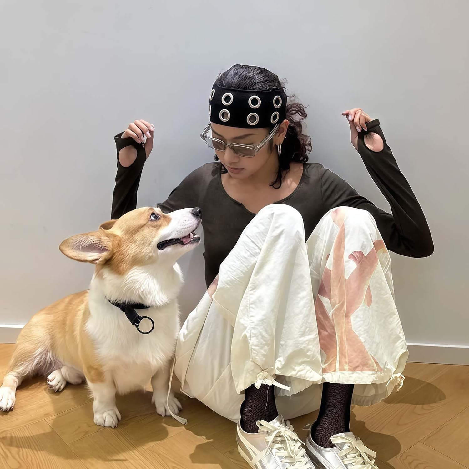 LUMOOM Pack of 2 Elastic Headband for Women, Y2K Girls Punk Grunge Wide Hair Bands with Eyelets, Stretchy Casual Hair Accessory for Training and Yoga image number 5