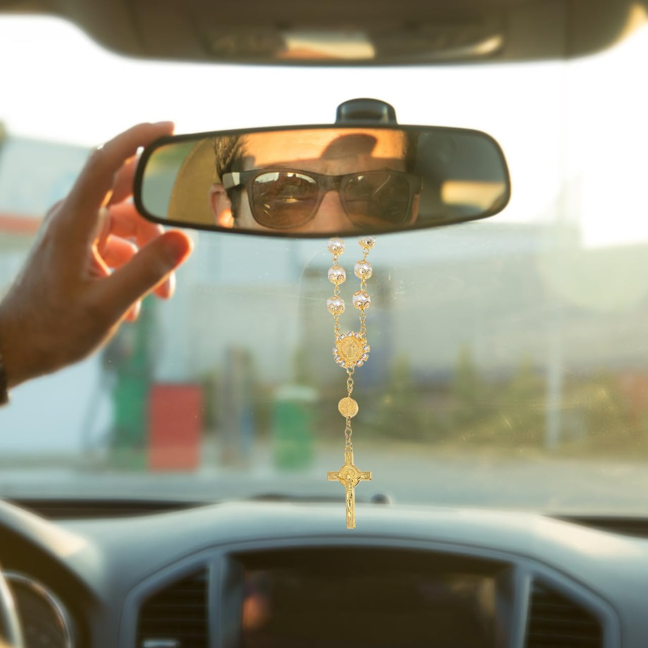 Iplusmile Imitation Pearl Hanger with Cross Pendant and Beaded Bracelet Car Ornament for Rearview Mirror Stylish 7.1X3.5 Inch Decorative Car Accessories - Silver image number 6