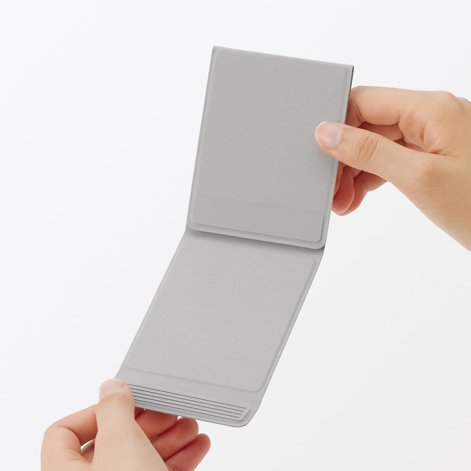 MUJI 83483043 Foldable Smartphone Stand, Approx. Width 2.8 X Depth 3.7 X Height 0.3 Inches (72 X 93 X 8 Mm), Light Gray image number 2