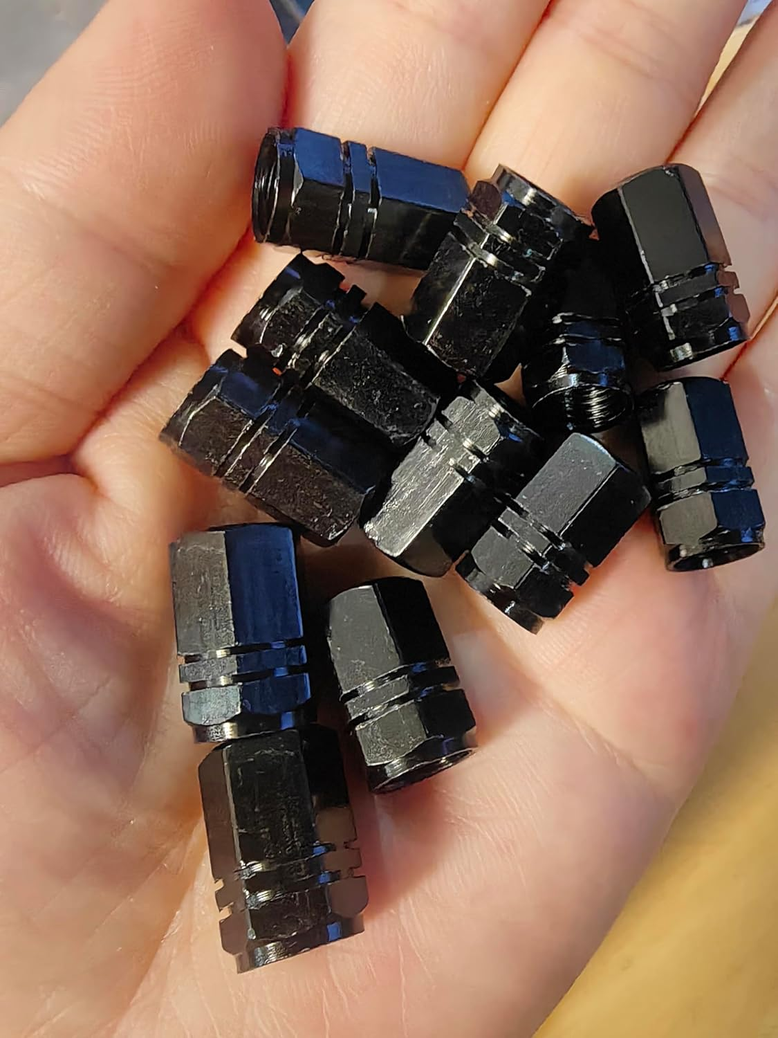 Bluejunior 12Pcs Tire Valve Stem Caps (Black), Aluminum Alloy Hex Grip Valve Covers，Dust-Proof Replacement Caps for Car, Bike, Motorcycle & SUV image number 2