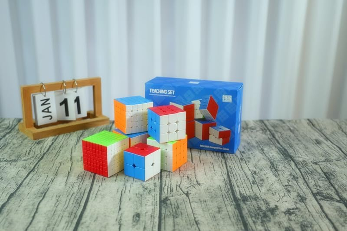Cuberspeed Moyu MFJS WCA Speed Cube Gift Box Magic Cube Bundle Collection Cube Toys for Kids & Adults (MFJS WCA 2-7 Set)