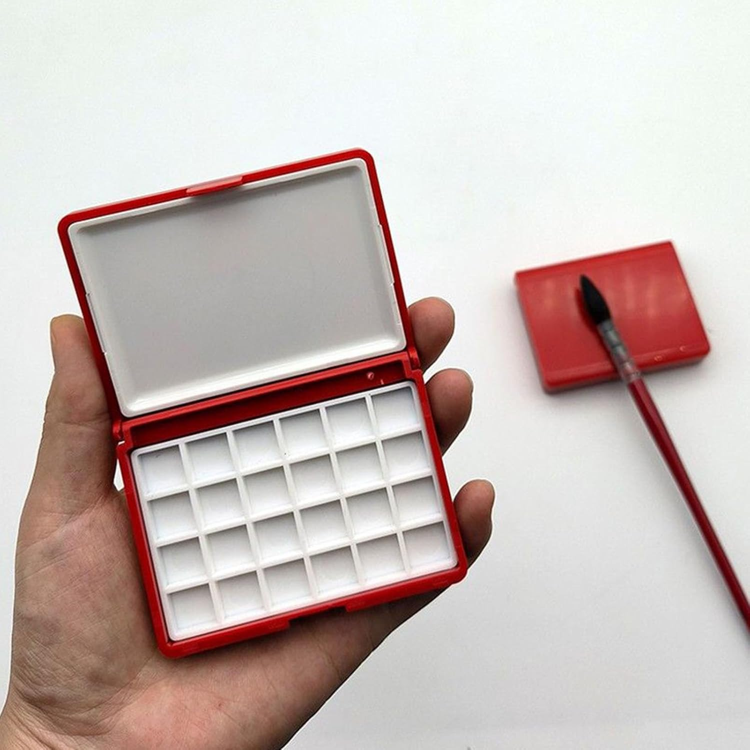 Omabeta 1PCS Watercolor Box with 24*0.5Ml Grids for Artists, 8*6*1.7Cm/3.14*2.36*0.66In Pocket Palette, Detachable and Easy to Clean for Beginners Traveling Artists Creating Art on the Go, Red image number 2