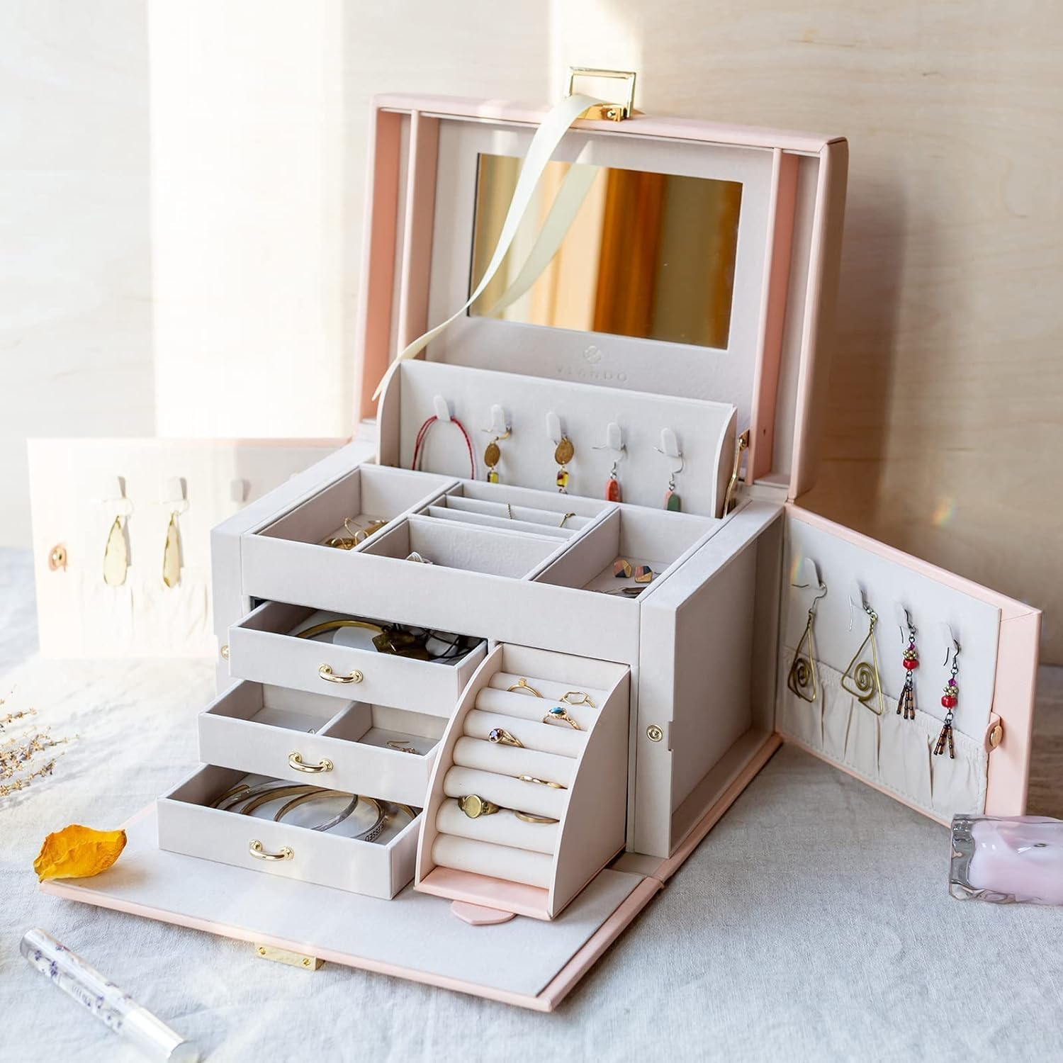 Vlando Jewellery Box Organiser, Faux Leather Jewellery Storage Case with Mirror, Storage for Earring Rings Necklace Large Jewellery Box for Home Storage & Organisation,Christmas Birthday Gift - Pink - B.Beige image number 5