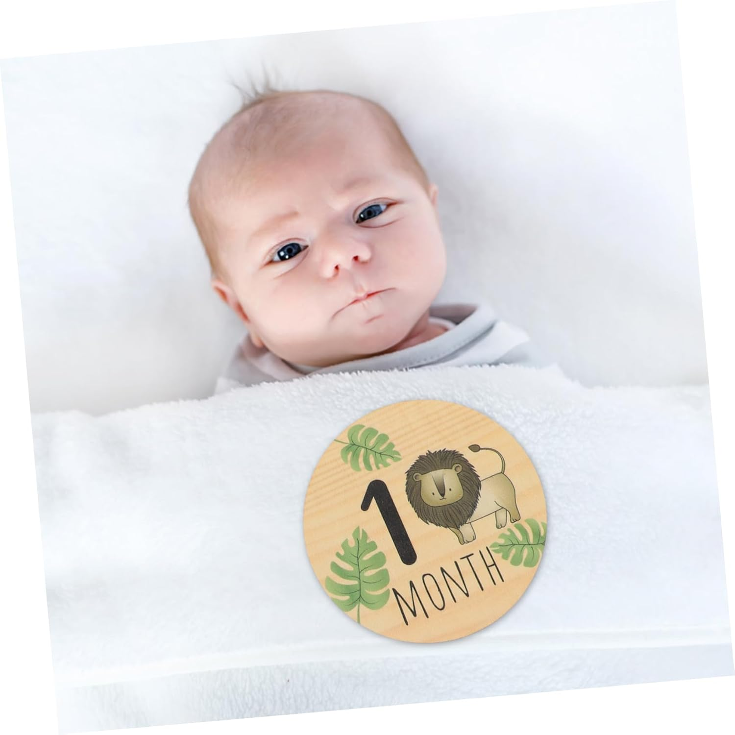 7Pcs Wooden Milestone Signs with Cute Animal Designs Newborn Monthly Announcement Cards for Boys Girls Lightweight Photoshoot Props for Showers and Gender Reveals image number 4