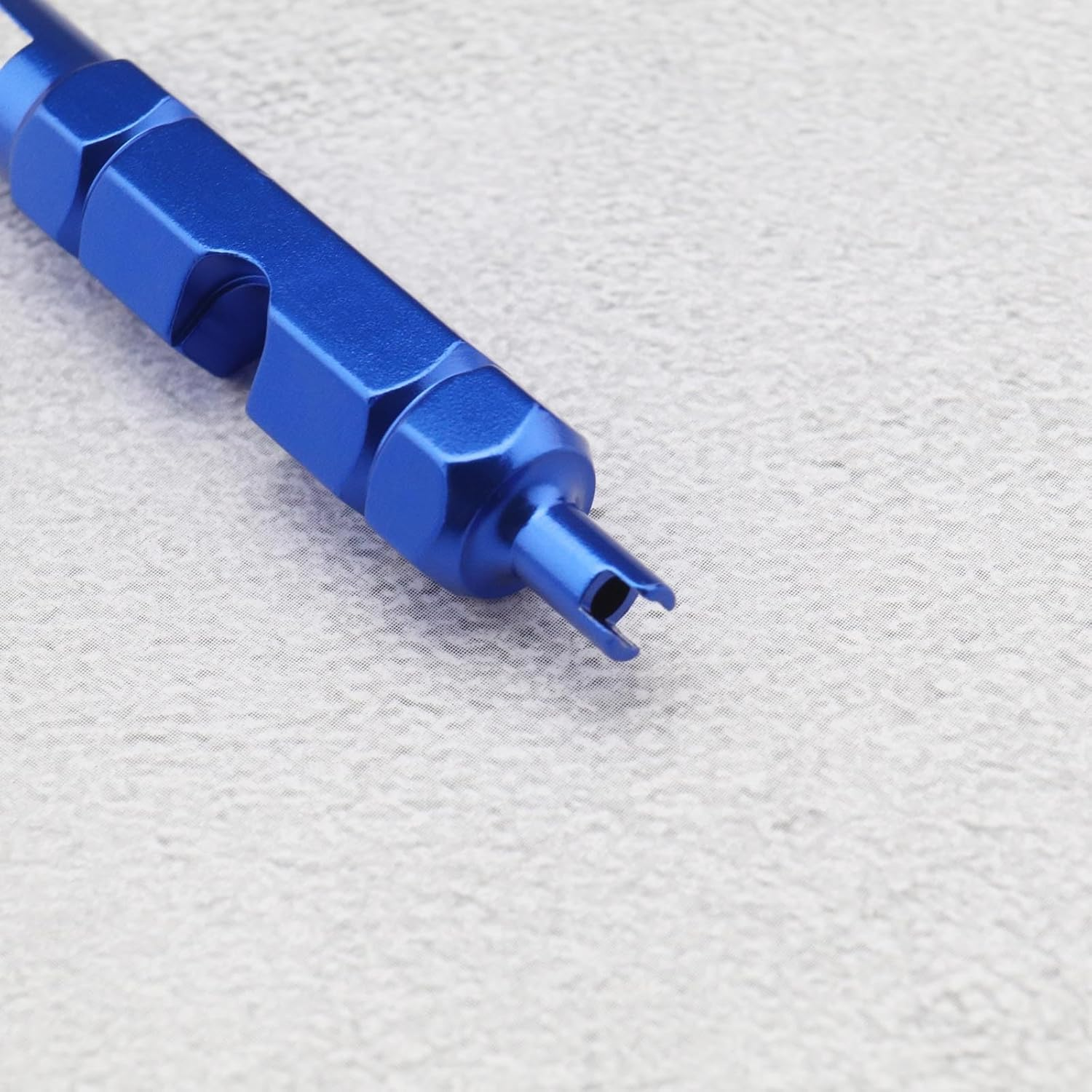 Emagtech 2PCS Valve Core Remover Tool for Schrader Presta Aluminium Alloy Valve Extender Tire Repair Tool Valve Wrench for Bike Car Bicycle Motorcyle Tyre