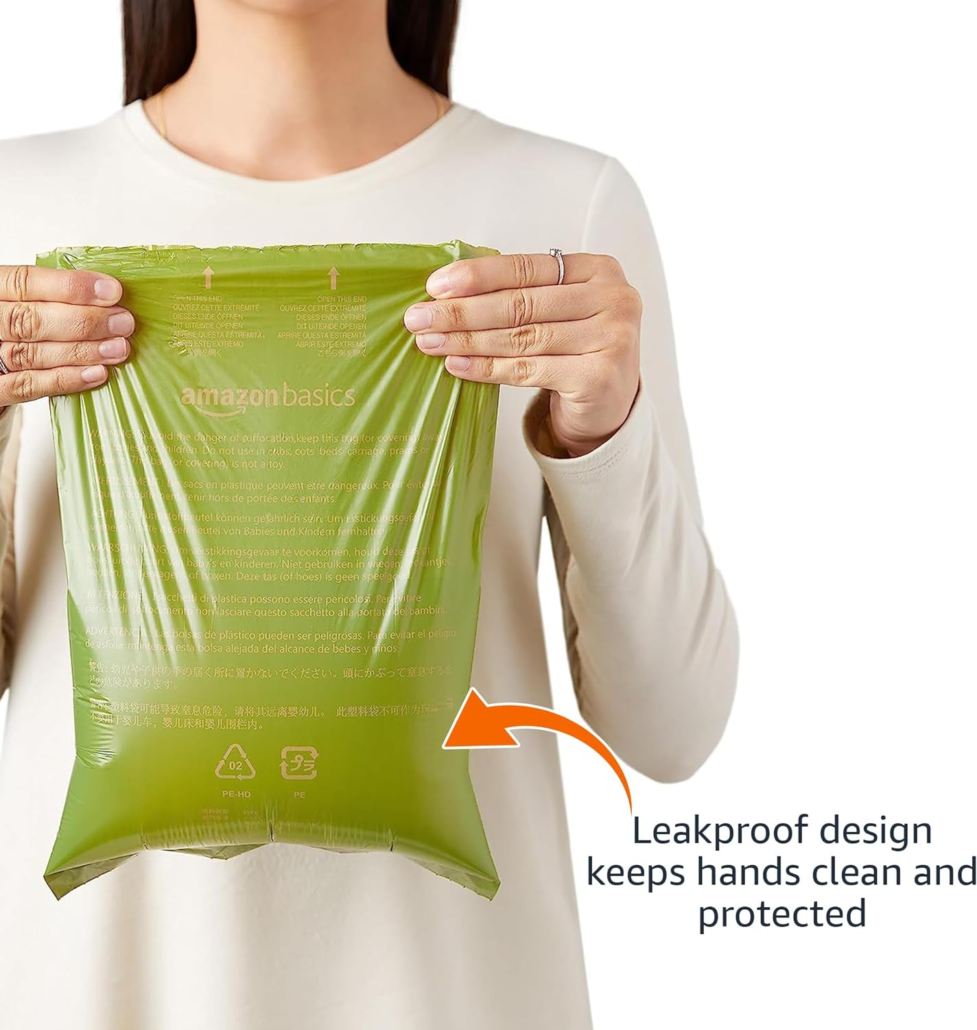 Amazon Basics Dog Poop Bags with Dispenser and Leash Clip, 33.02 X 22.86 CM, Brazilian Mango Scented - 270 Bags (18 Rolls) image number 4