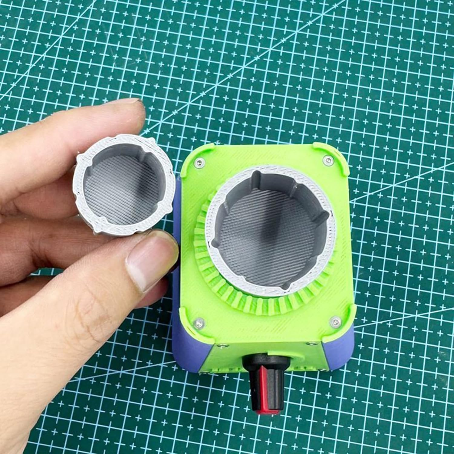 Model Paint Shaker Mix Machine, USB Lab Vortex Mixer for 19/25Mm Paint Bottles, Tattoo Ink Mixer, Stepless Speed Regulation Motor, for Nail Polish, Pigment, Eyelash Glue Adhesives, Testing Tubes image number 1