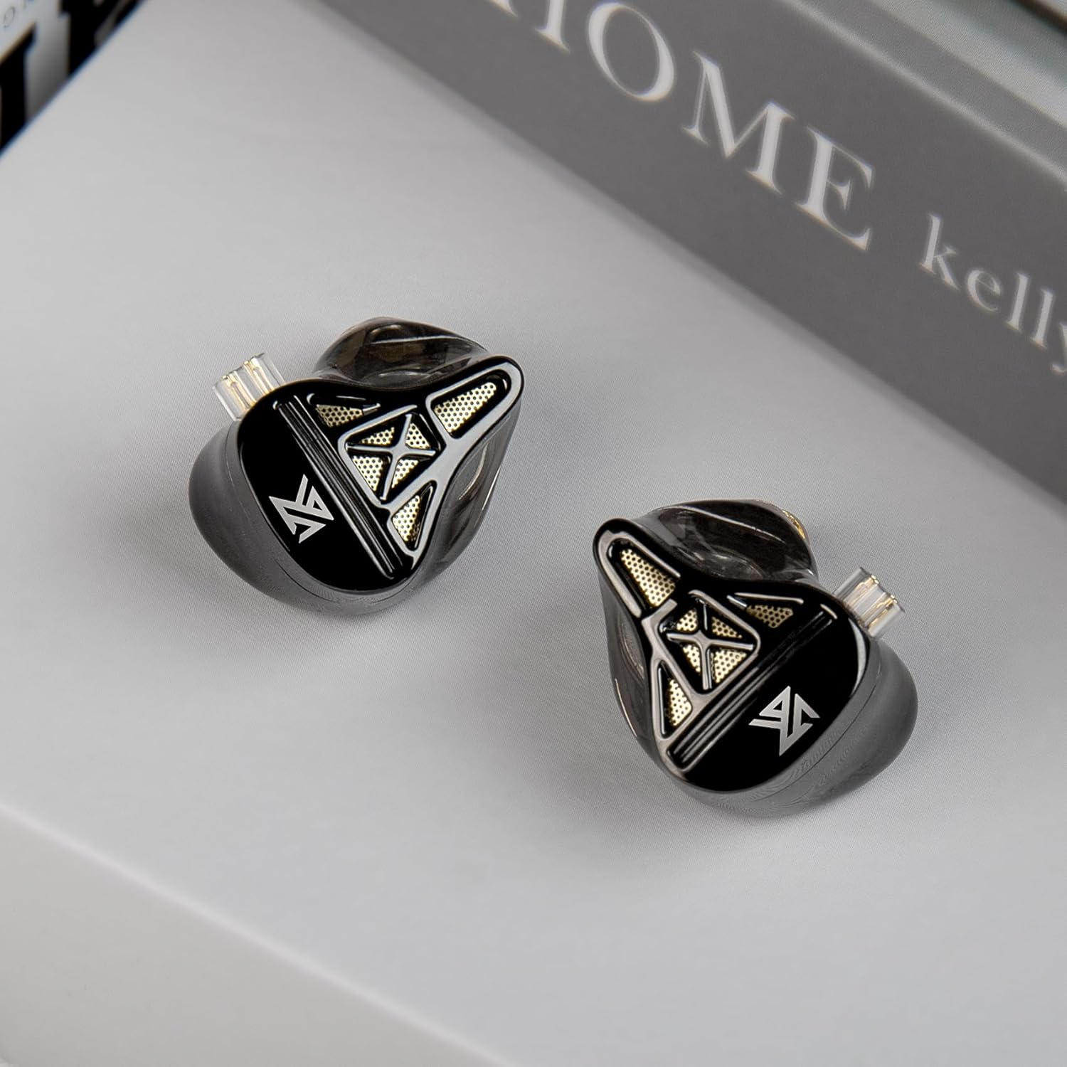 Kinboofi IEM Earphones with Mic, KZ DQS Hifi Dynamic Drivers Wired Earphones, in Ear Monitors, Bass 2Pin 3.5Mm Sports Music Gaming Earbuds (Black, without Mic) image number 2