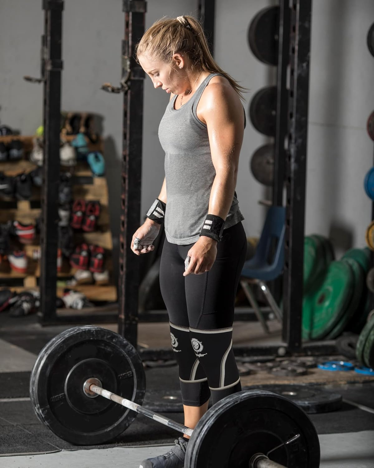 Knee Sleeves (1 Pair), 7Mm Compression Knee Braces for Squats,Weightlifting,Powerlifting,Cross Training for Men & Women（Medium） image number 2