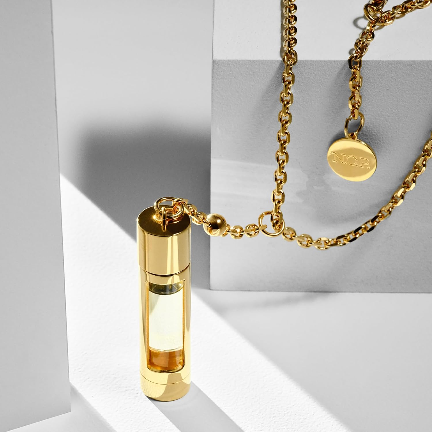 The Piece - Gold by NCP for Unisex - 3 Pc 2 X 4.9Ml Olfactive Facet -701 Leather and Vetiver EDP Roll On, Necklace image number 5