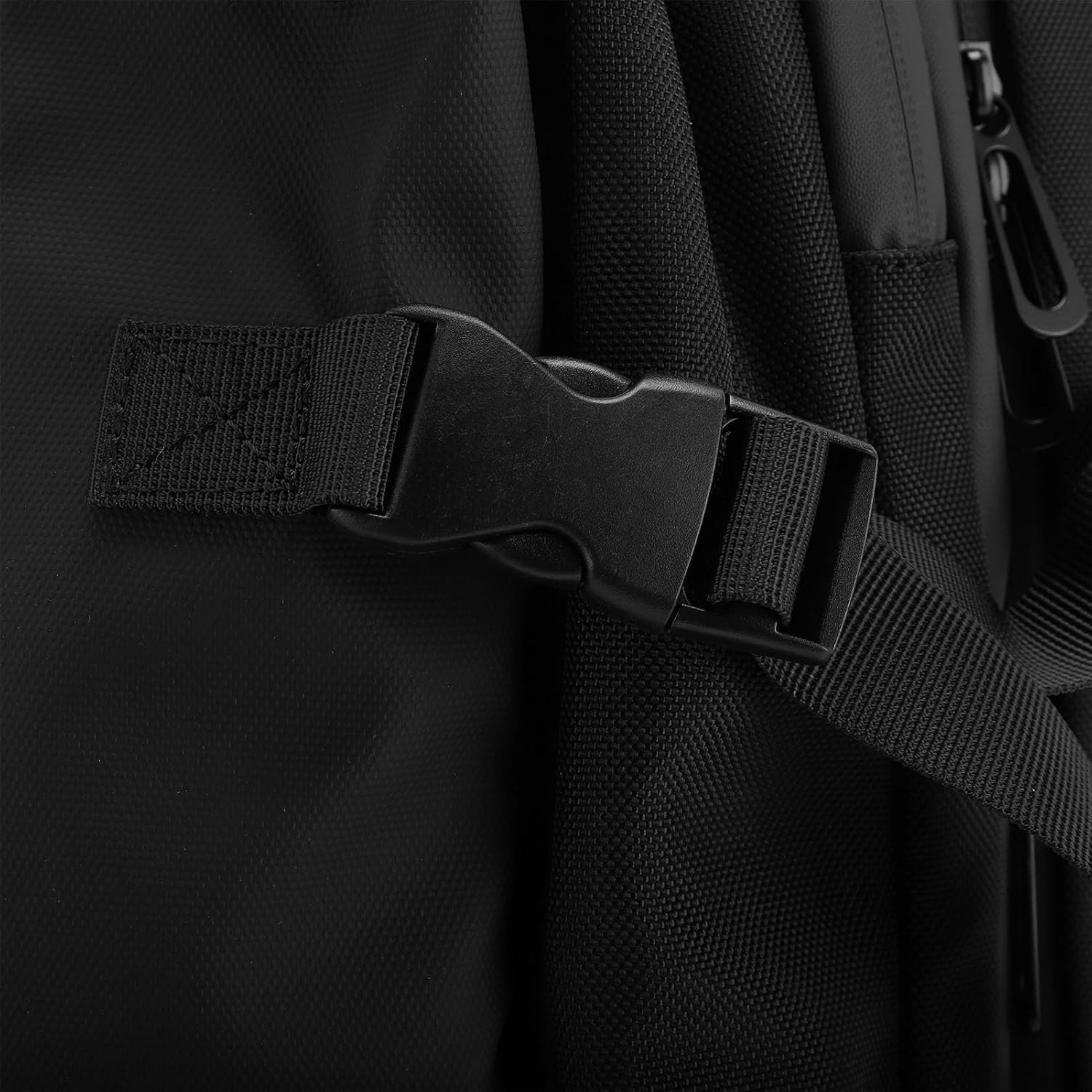 Zerodis Waterproof Vacuum Compression Pocket with USB Load Port for Travel and Businesses 22L 39L 55L image number 4