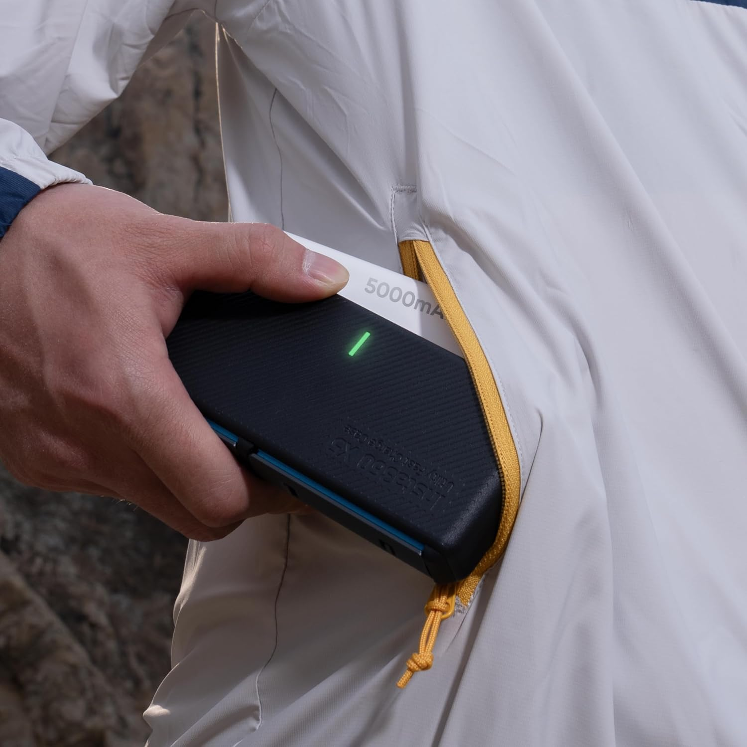 Insta360 X5 Utility Fast Charge Case image number 3