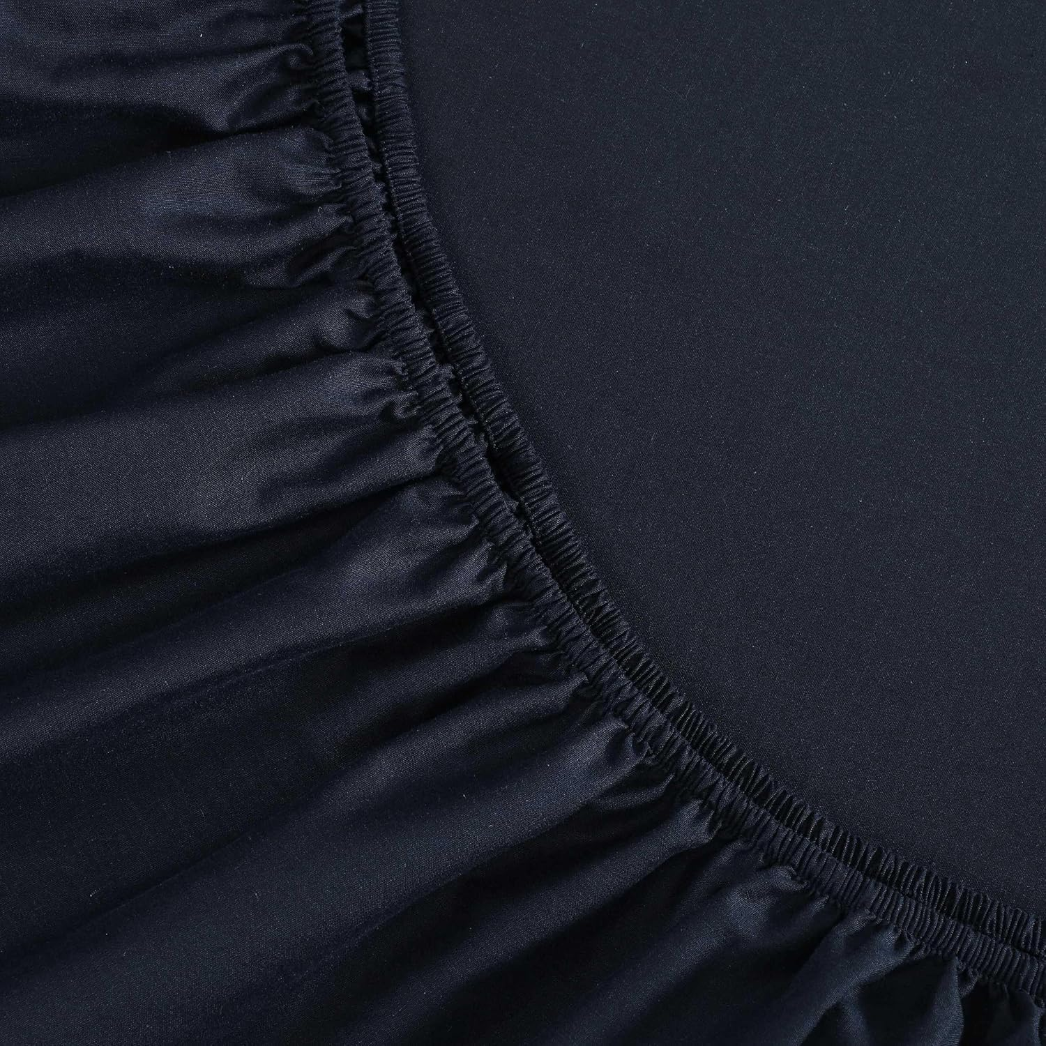 Tommy Hilfiger - King Bed Sheets, Moisture-Wicking Cotton Bedding with Matching Pillowcase, Lightweight Bed Set, Deep Pockets, Oeko-Tex Certified (Performance Cooling Navy) image number 6