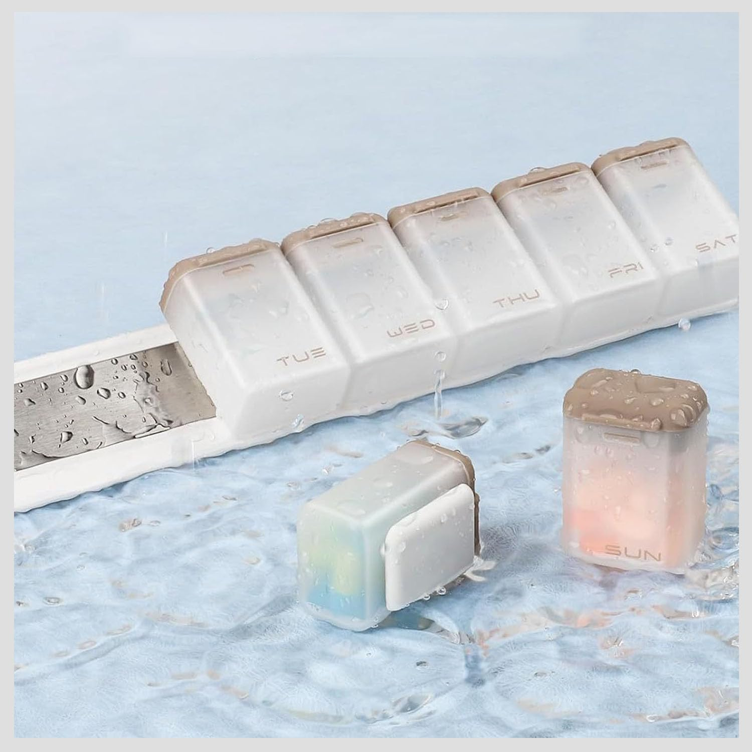 Weekly Pill Organizer with Sealed Lid, Magnetic Weekly Pill Dispenser Box for Fridge, Plastic Removable Large Capacity Pill Case for Supplement Vitamins Fish Oil Easy to Open Medicine Box (Grey) image number 6