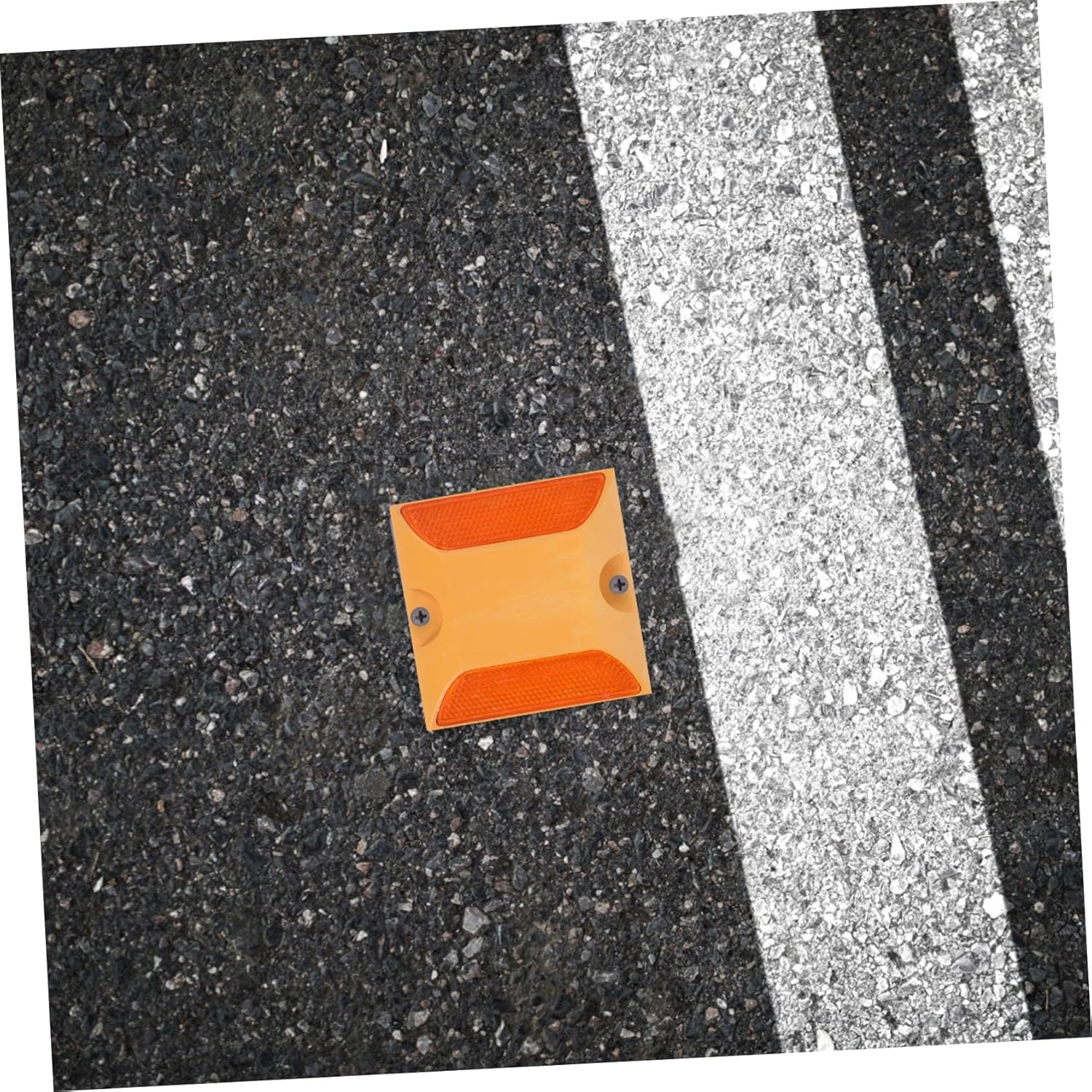 4Pcs High Reflective Plastic Road Studs Markers Pavement Reflective Dots for Driveway Safety image number 5