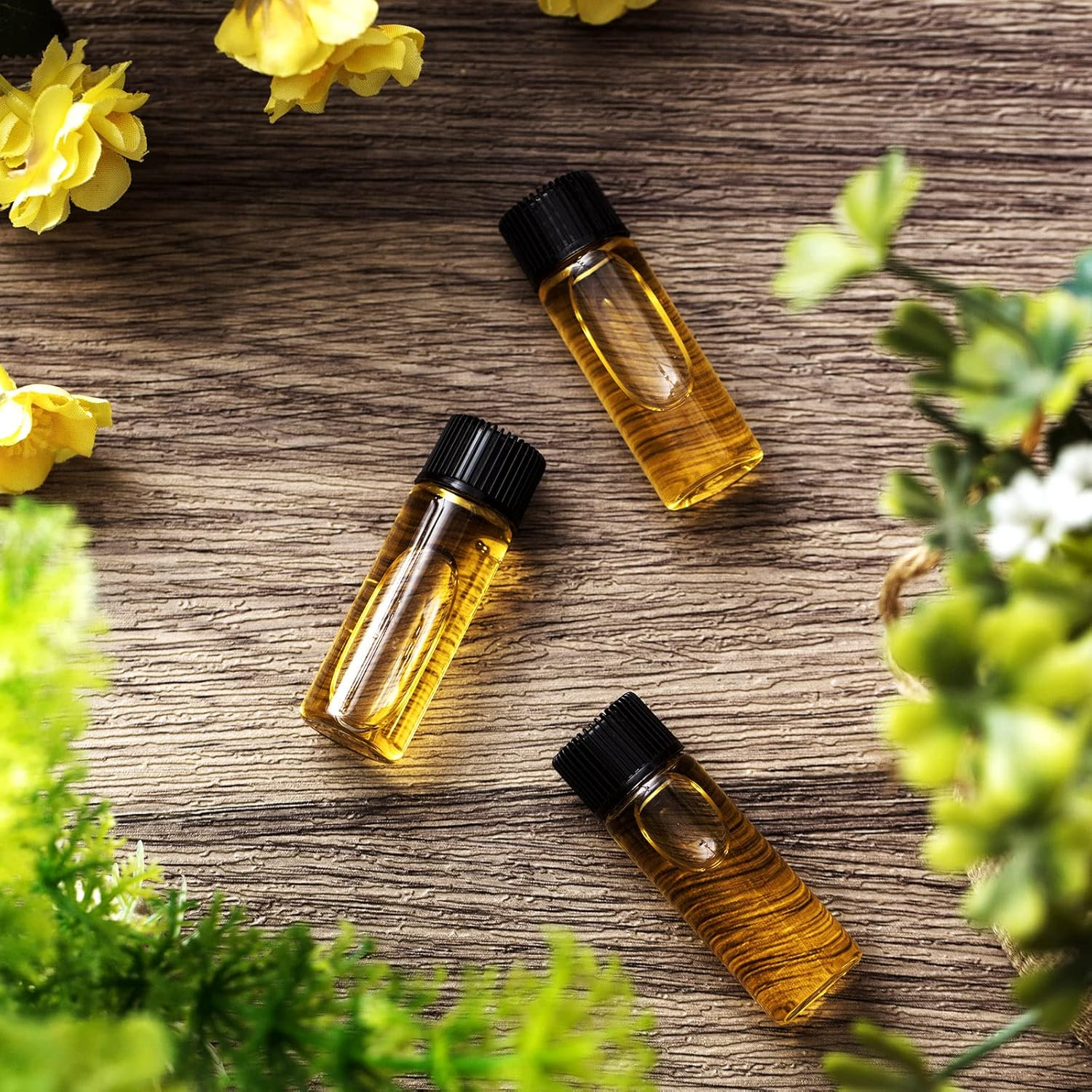 Lallisa 80 Pcs 5 Ml Small Clear Glass Vials with Screw Caps and Plastic Stoppers Empty Refillable Travel Glass Essential Oil Bottles Anointing Oil Bottles for Essential Oils Aromatherapy Perfume image number 5