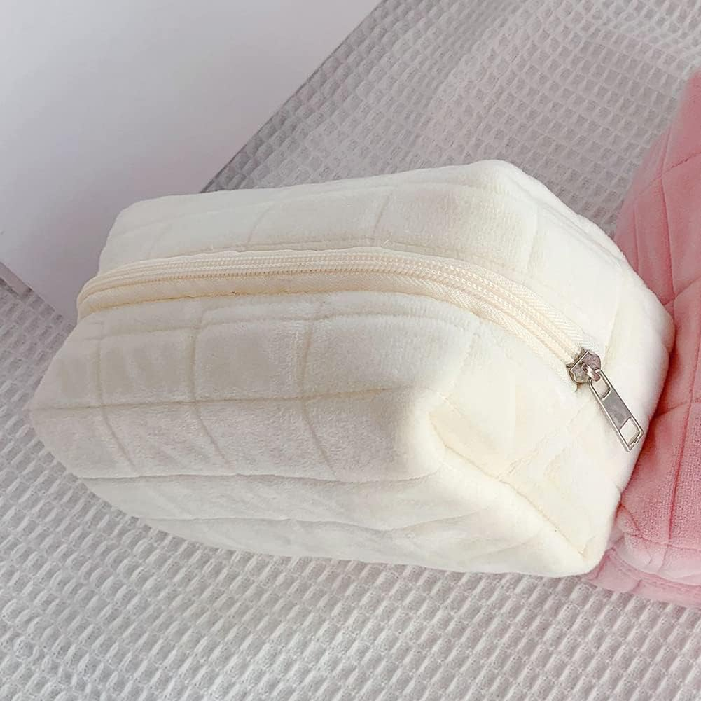 Cessfle Checkered Plush Makeup Bag Small Cosmetic Bag, Puffy Cute Makeup Bag for Purse Solid Color White Makeup Pouch with Zipper Makeup Brushes Storage Bag, 1Pc-White image number 4