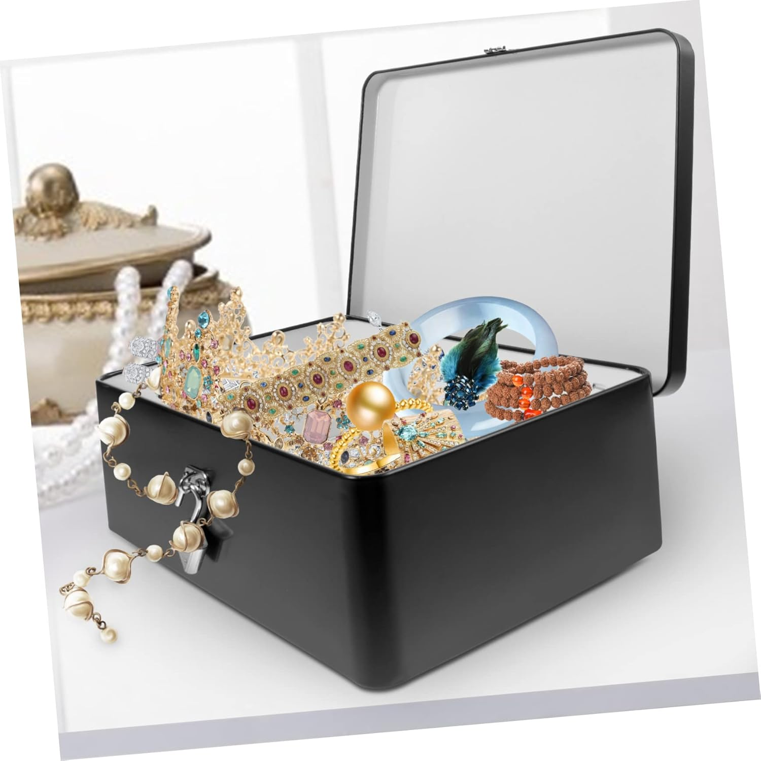 Vintage Large Tinplate Storage Box Lock Metal Organizer Decorative Storage Container Suitable for Home Desktop Jewelry and Keepsakes